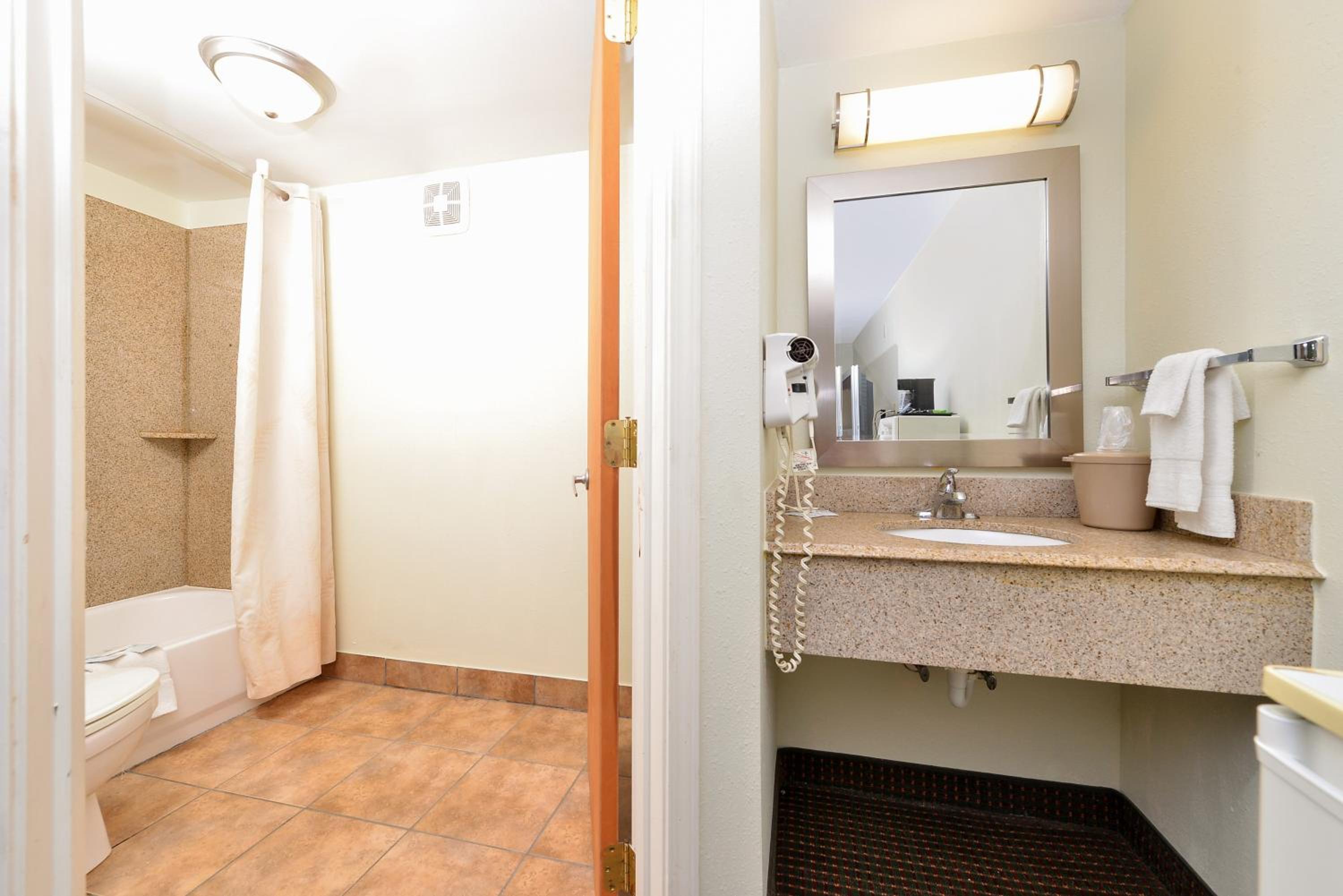 King Room - Photo 4