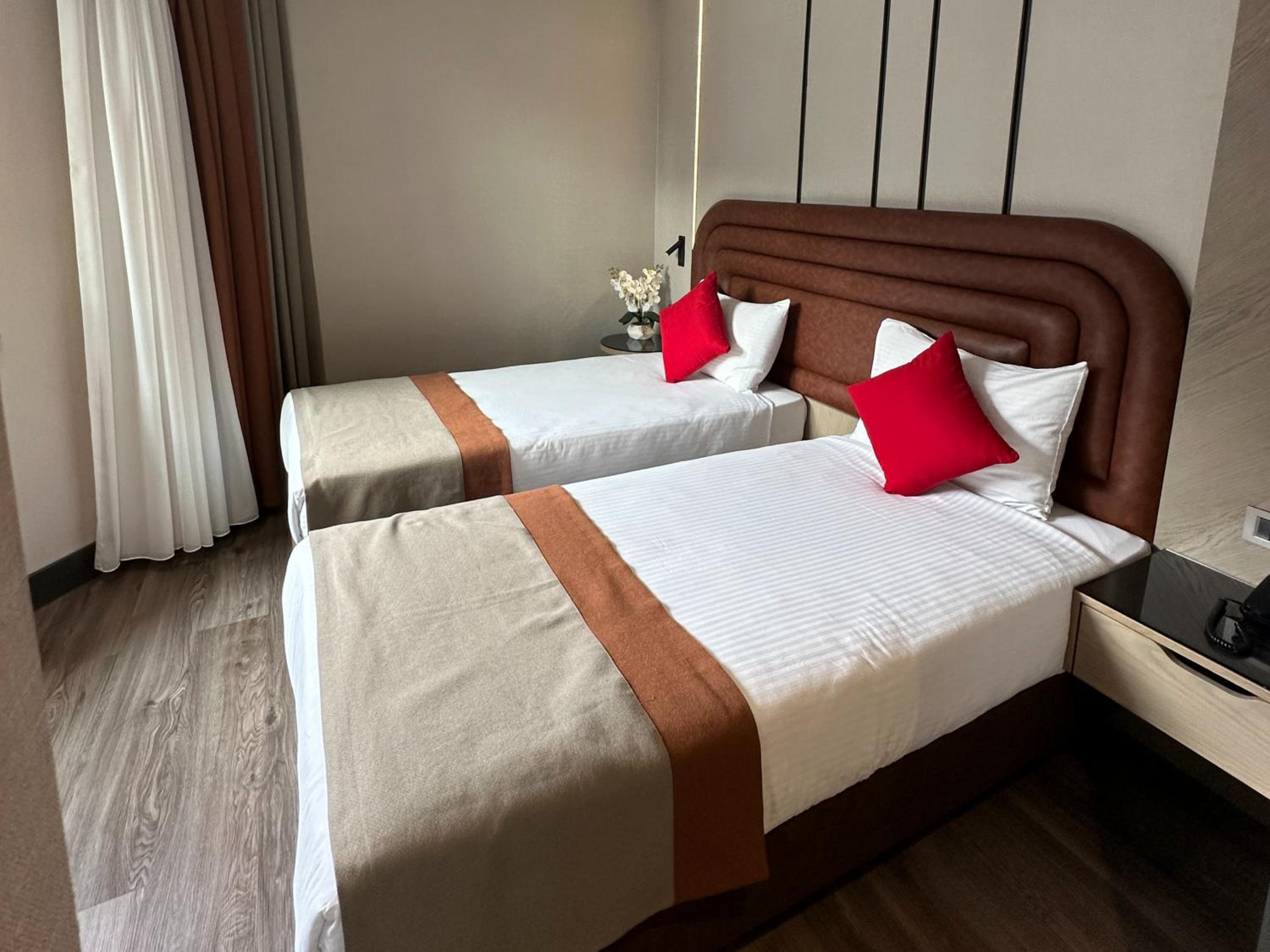 Standard Twin Room photo 1
