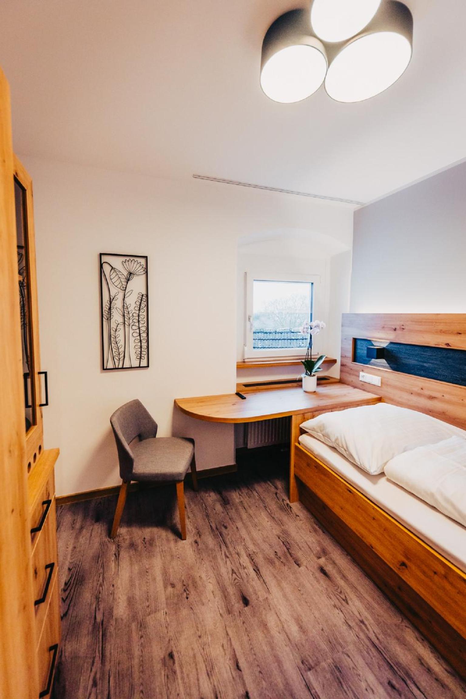 Single Room photo 1