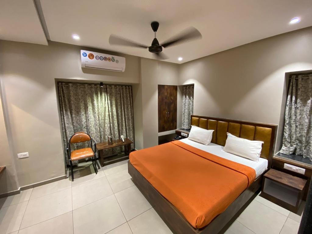 Deluxe Room - Photo 21