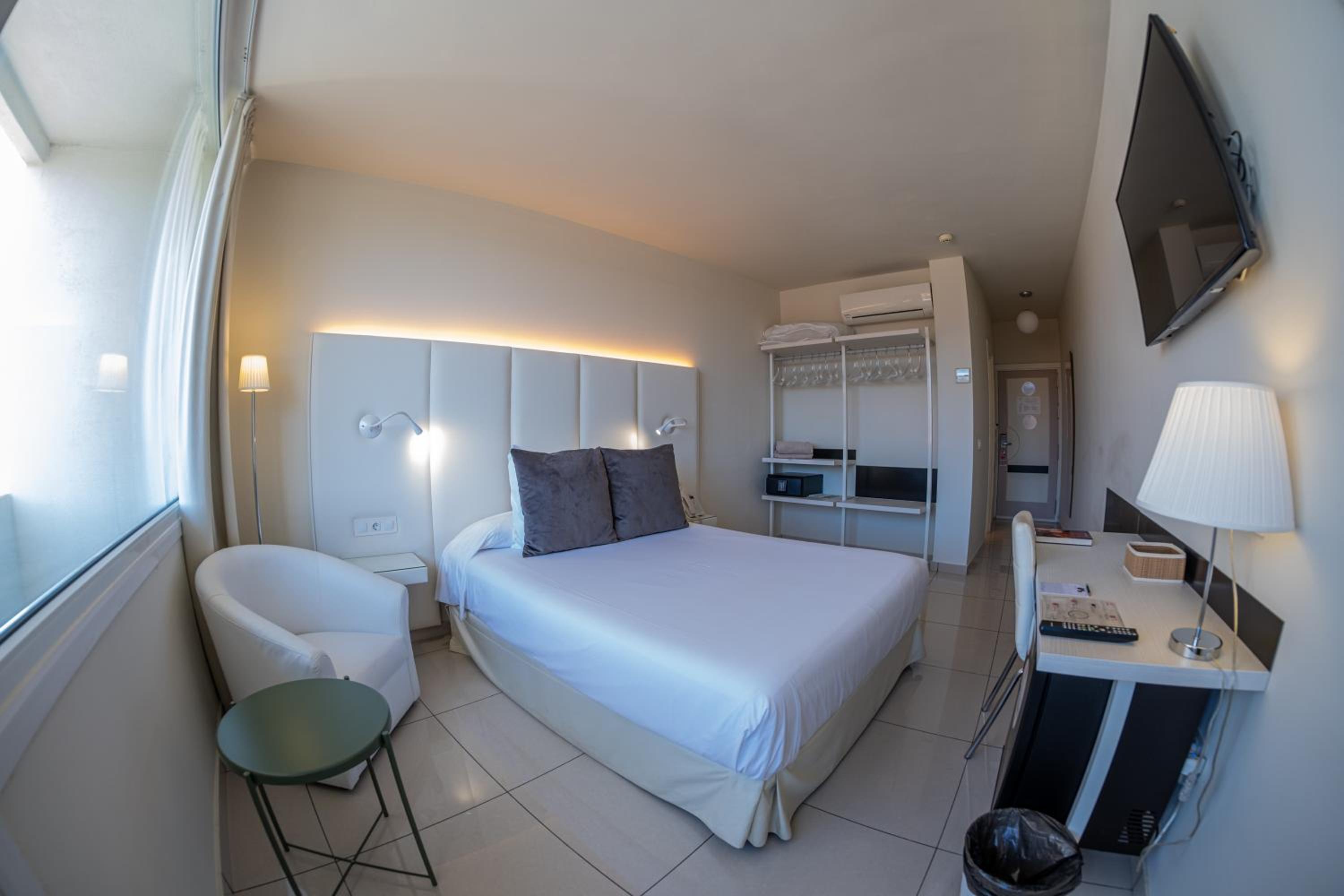 Double Economy Room