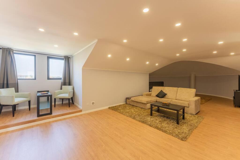 Villa photo 2