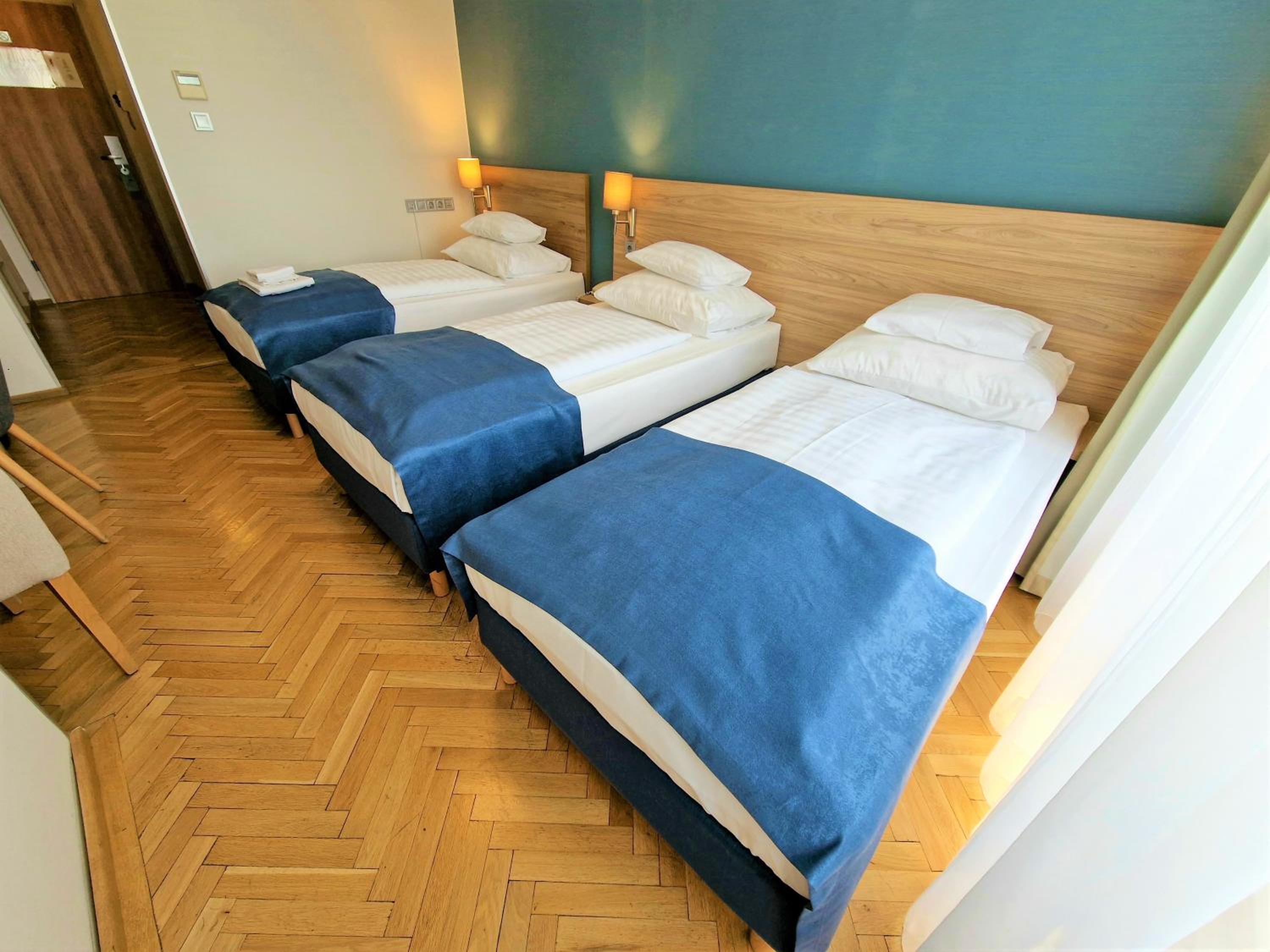 Comfort Triple Room - Photo 4