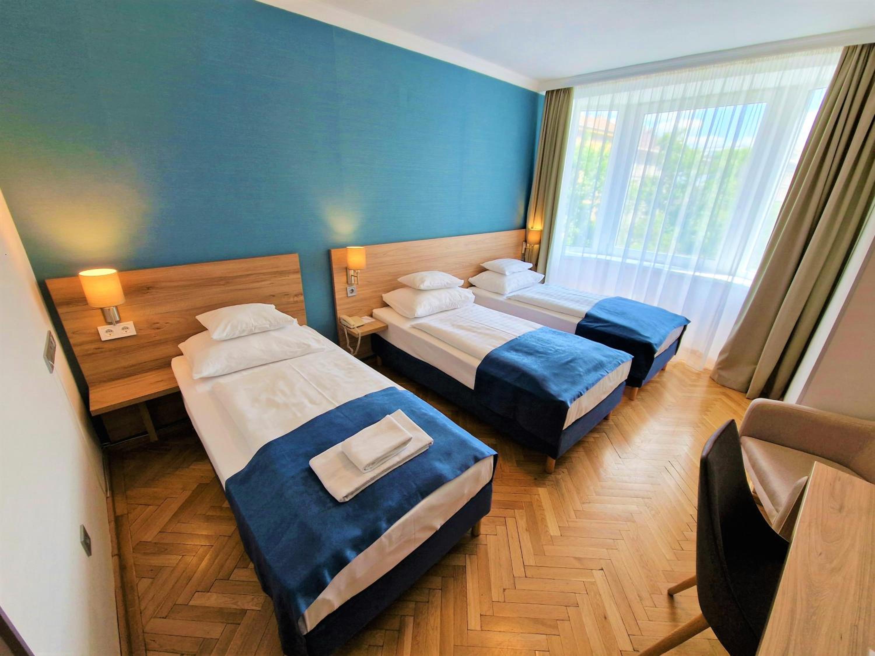 Comfort Triple Room - Photo 1