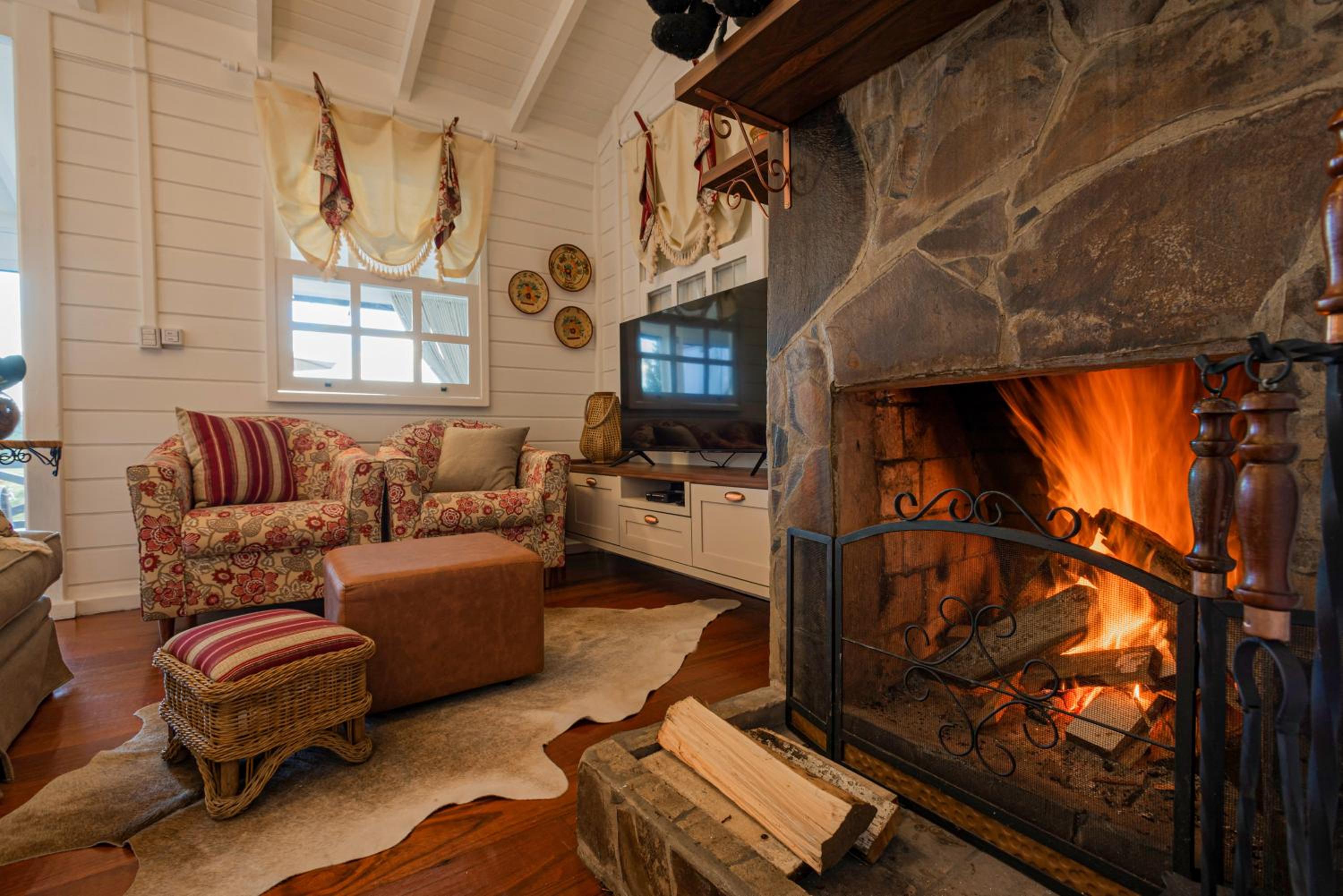Three-Bedroom House photo 1