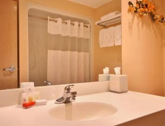 King Studio Suite - Non-Smoking - Photo 2