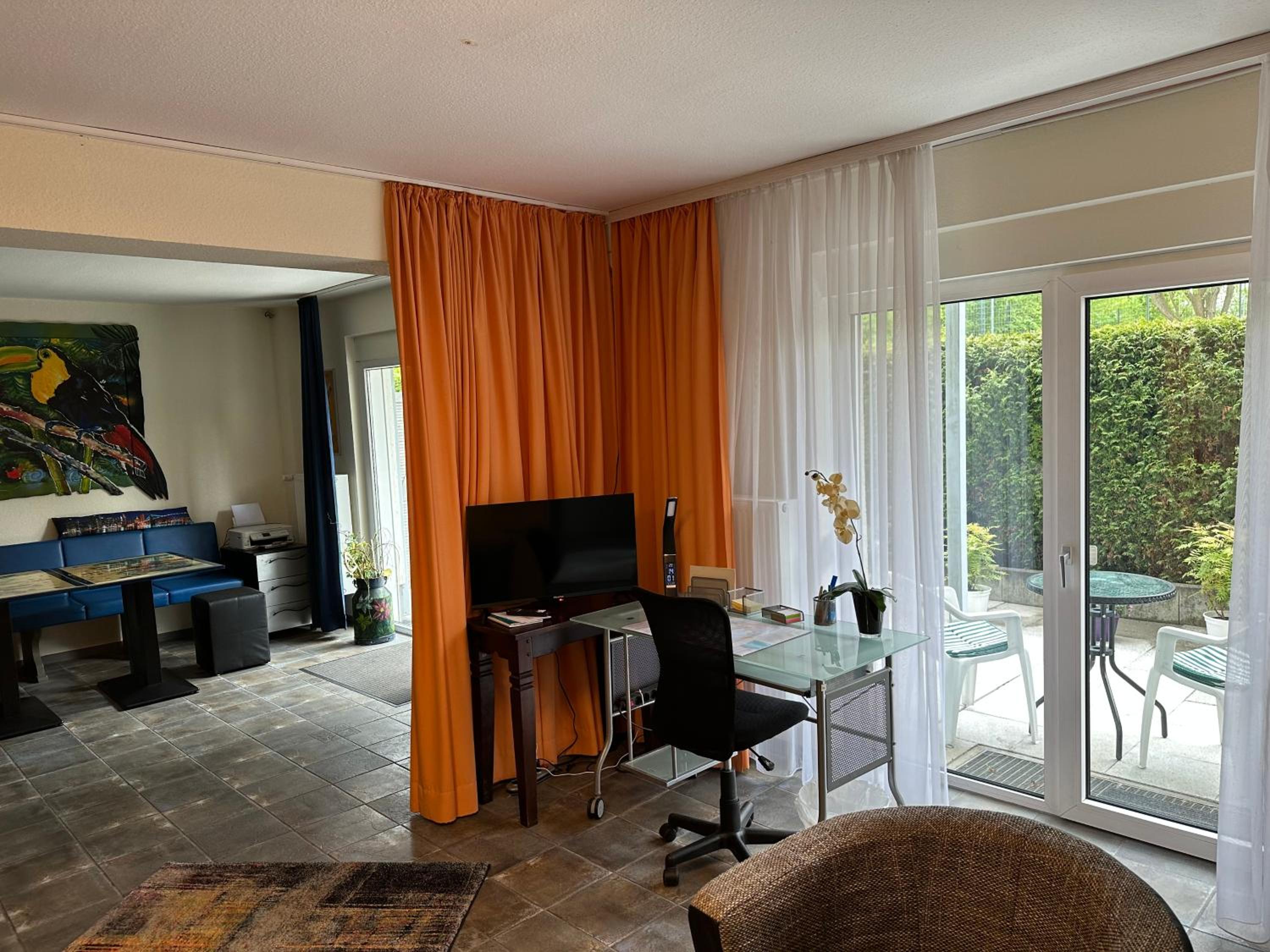 Apartment with Terrace photo 3