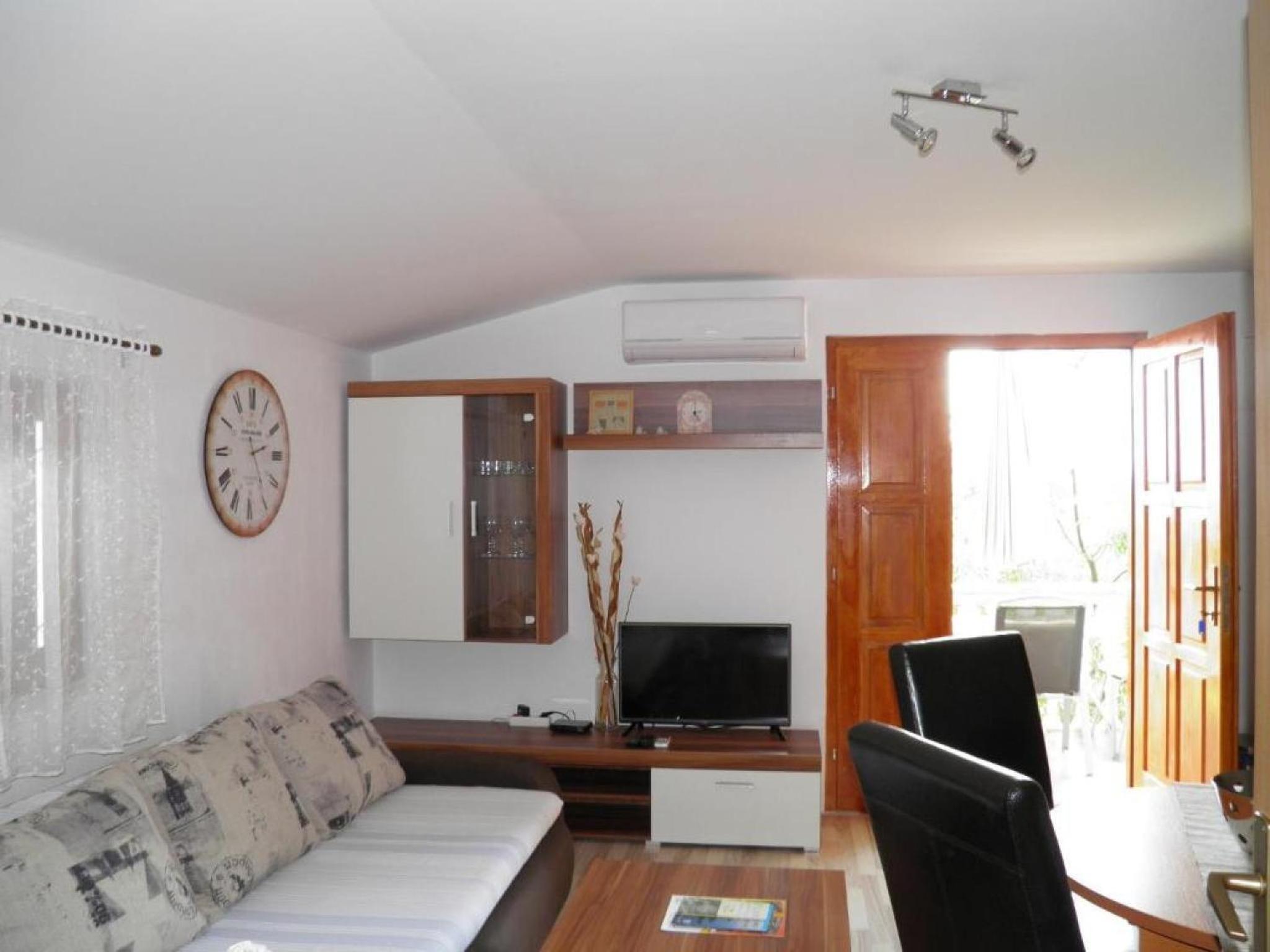 One Bedroom Apartment With Sea View photo 3