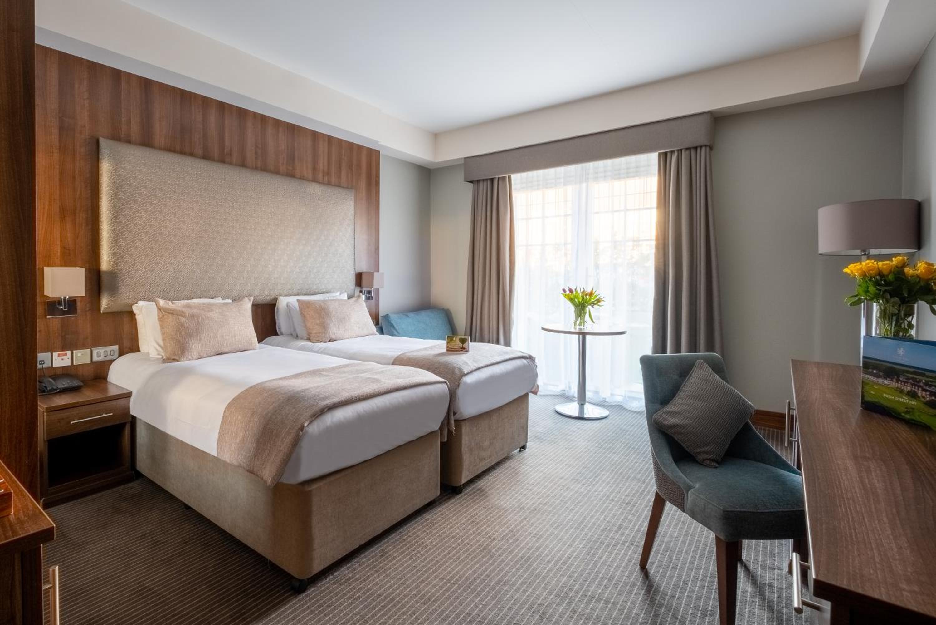 Twin Room - Photo 1