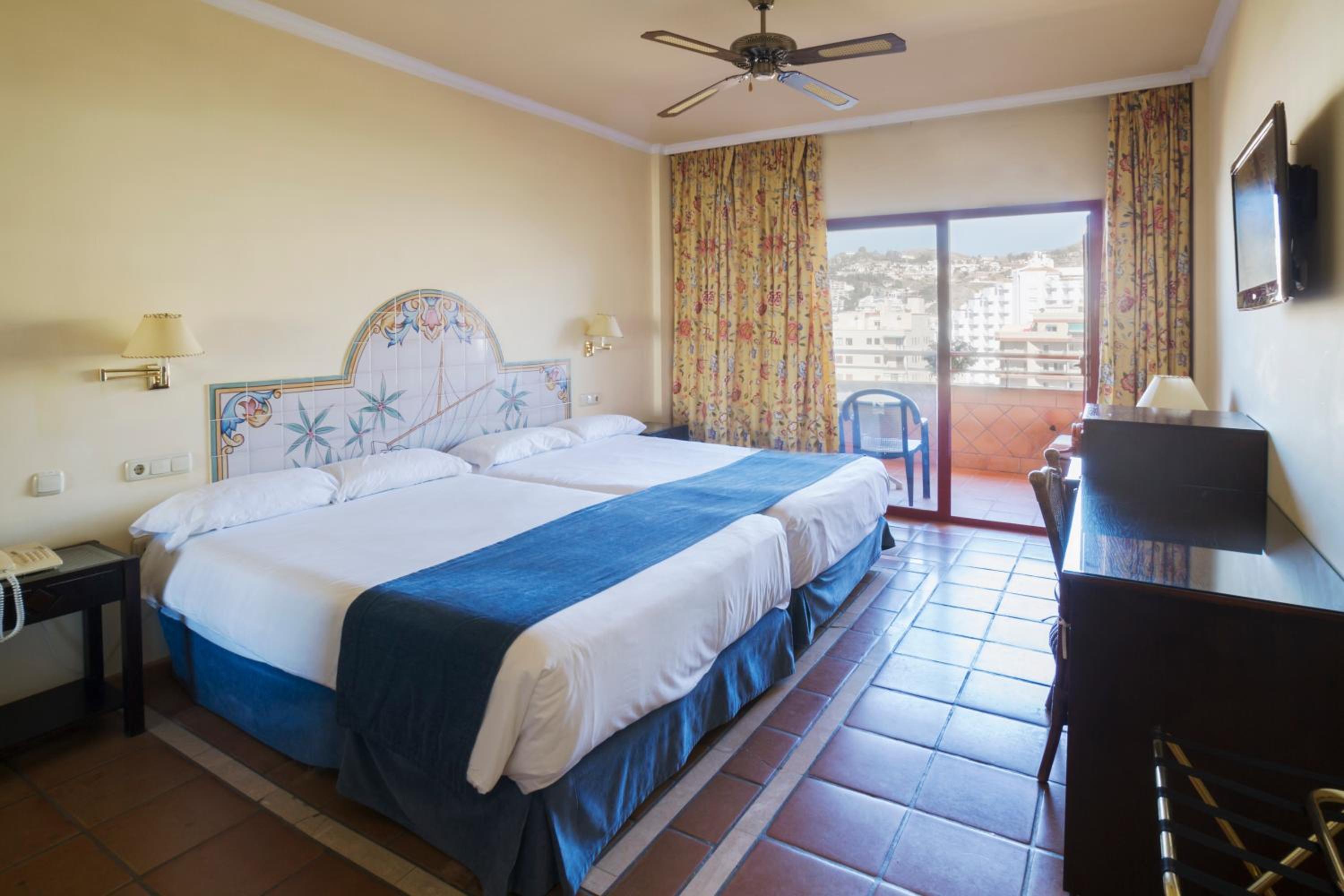 Double or Twin Room - Photo 3