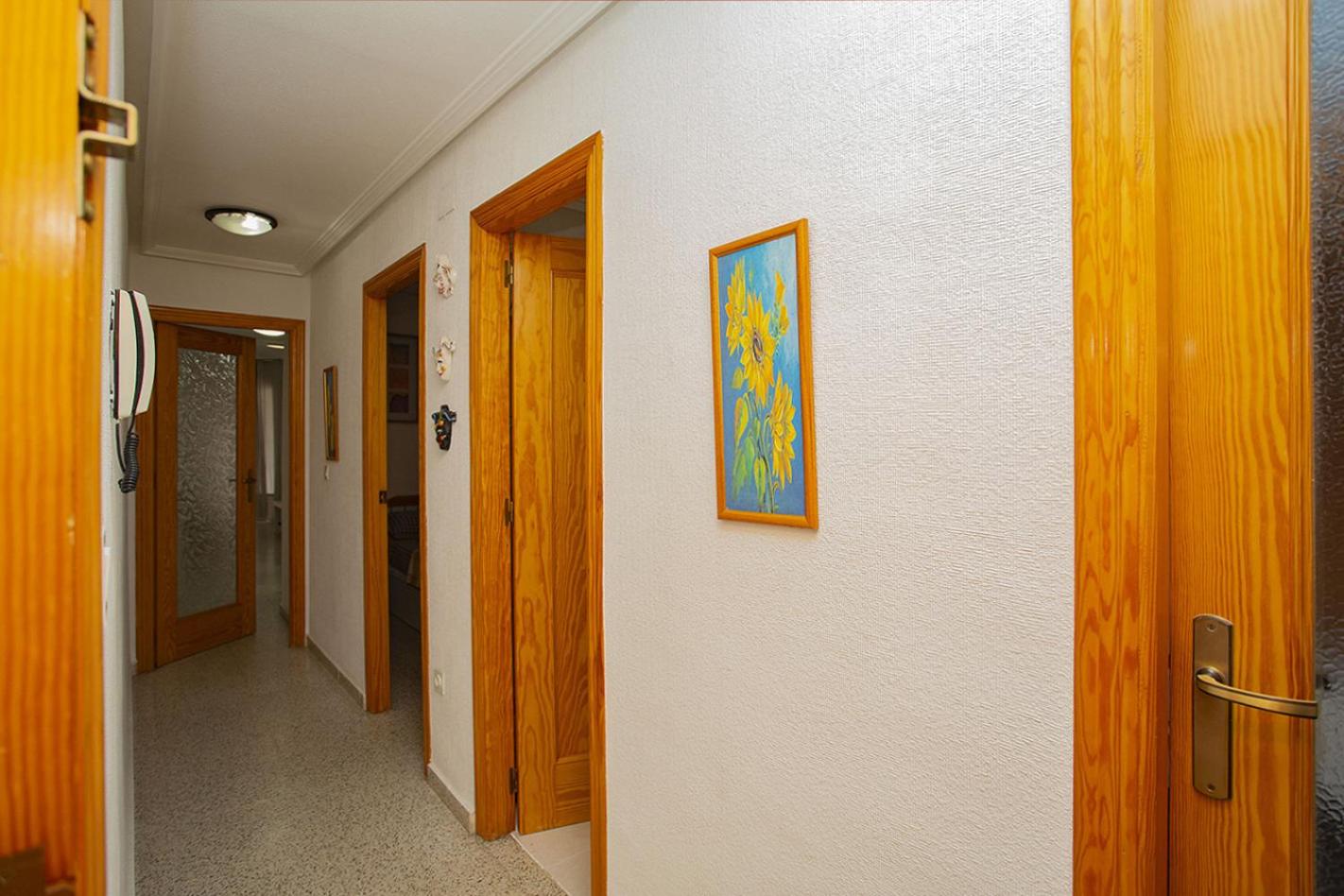 Apartamento con Balcón