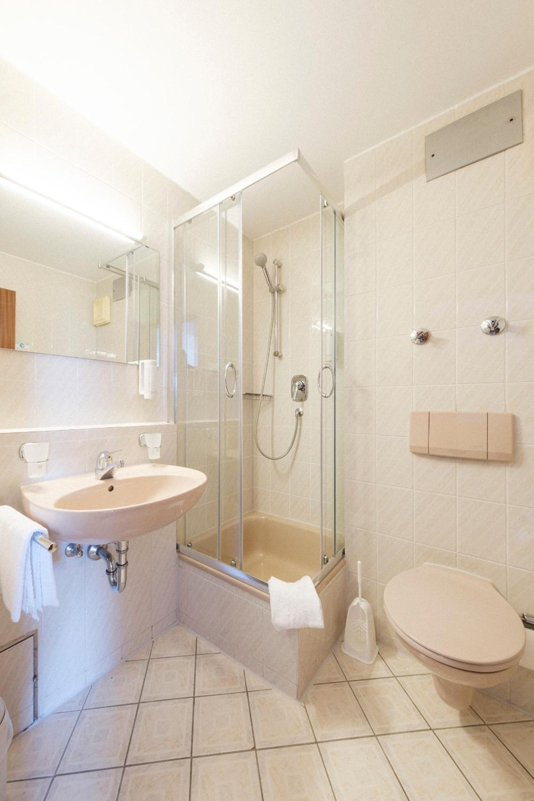 Comfort Double Room - Photo 2