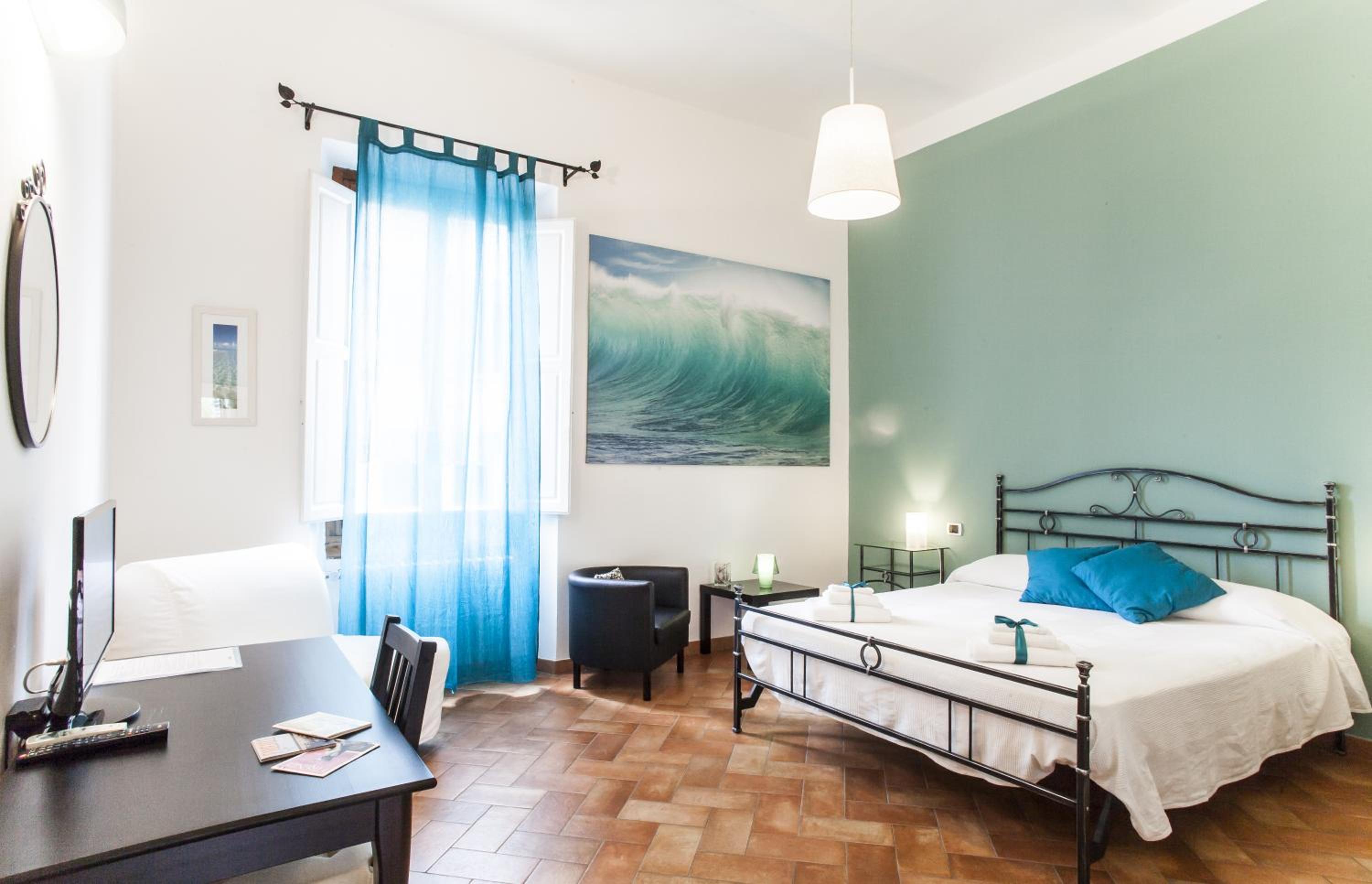 Large Double Room