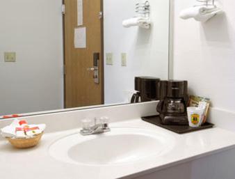 Single Room - Non-Smoking - Photo 2