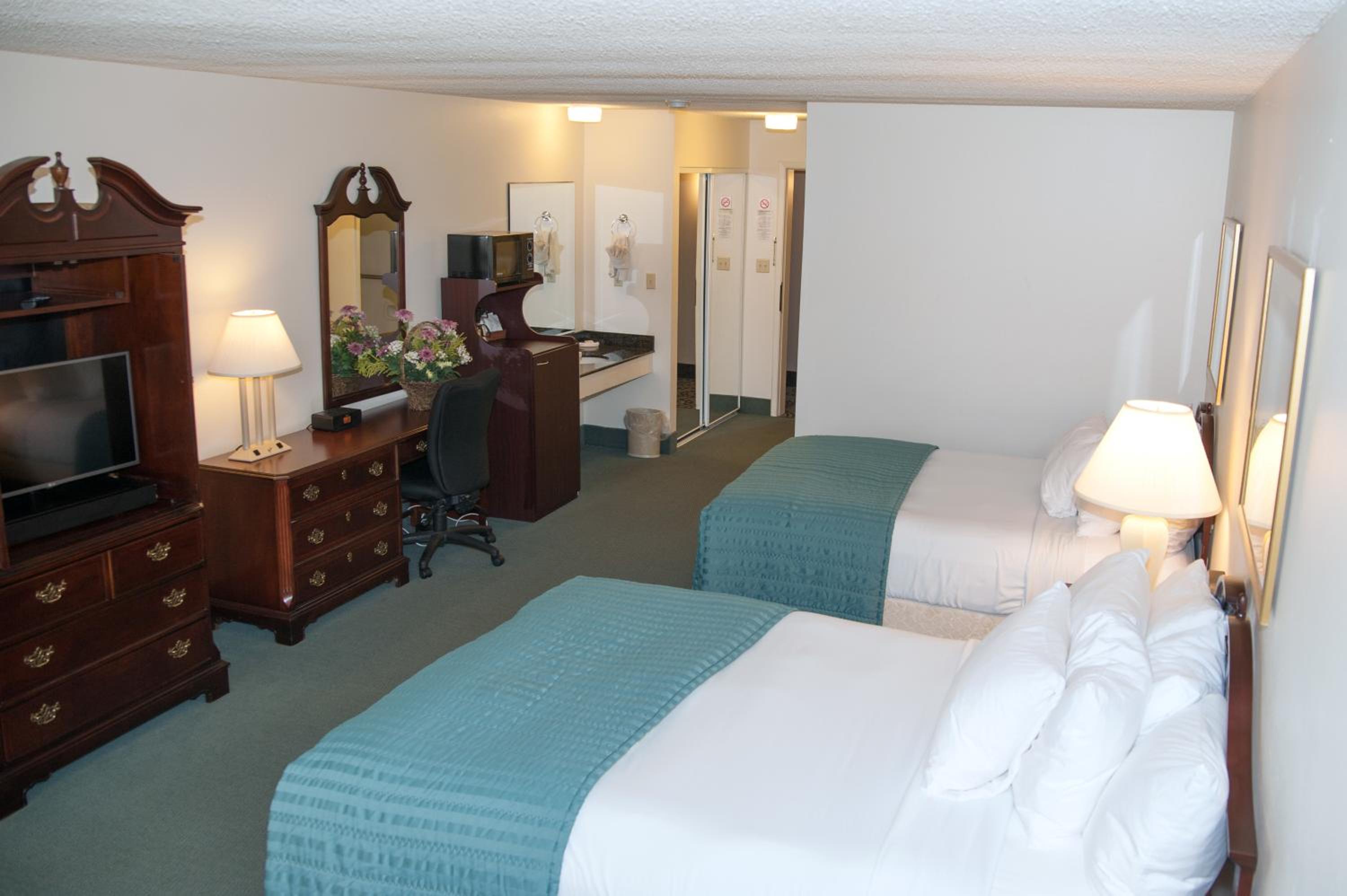 Double Queen Room - Non-Smoking