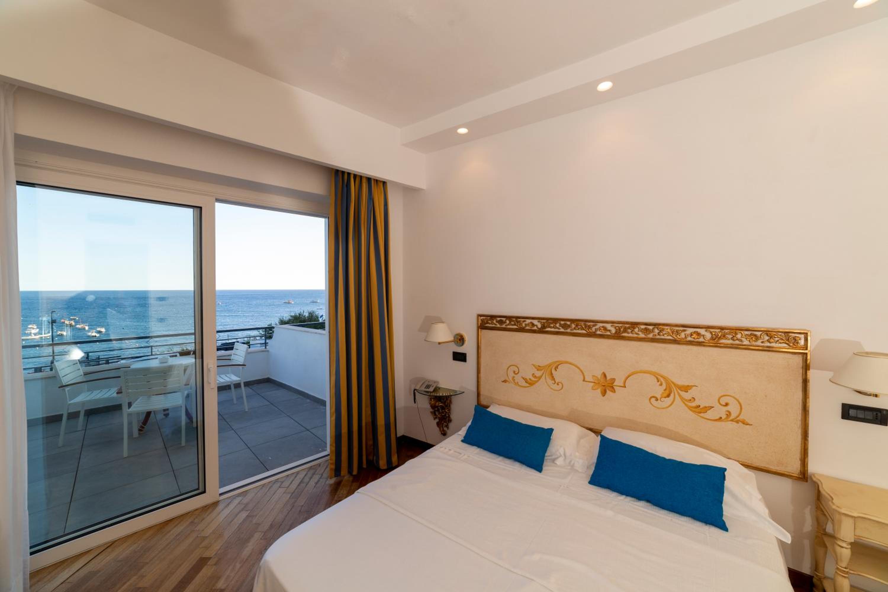 Superior Double or Twin Room with Balcony and Sea View