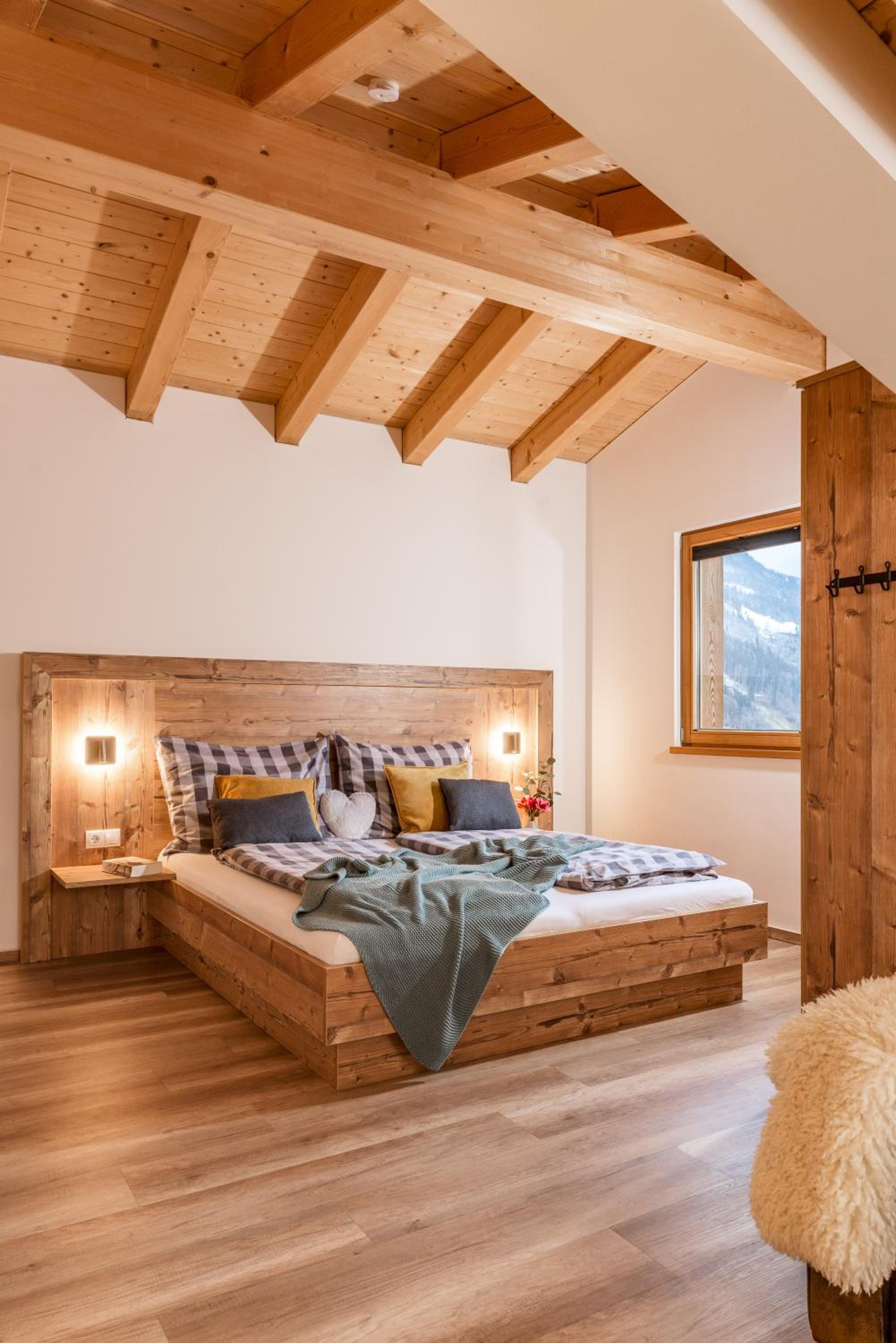 Family Room with Sauna