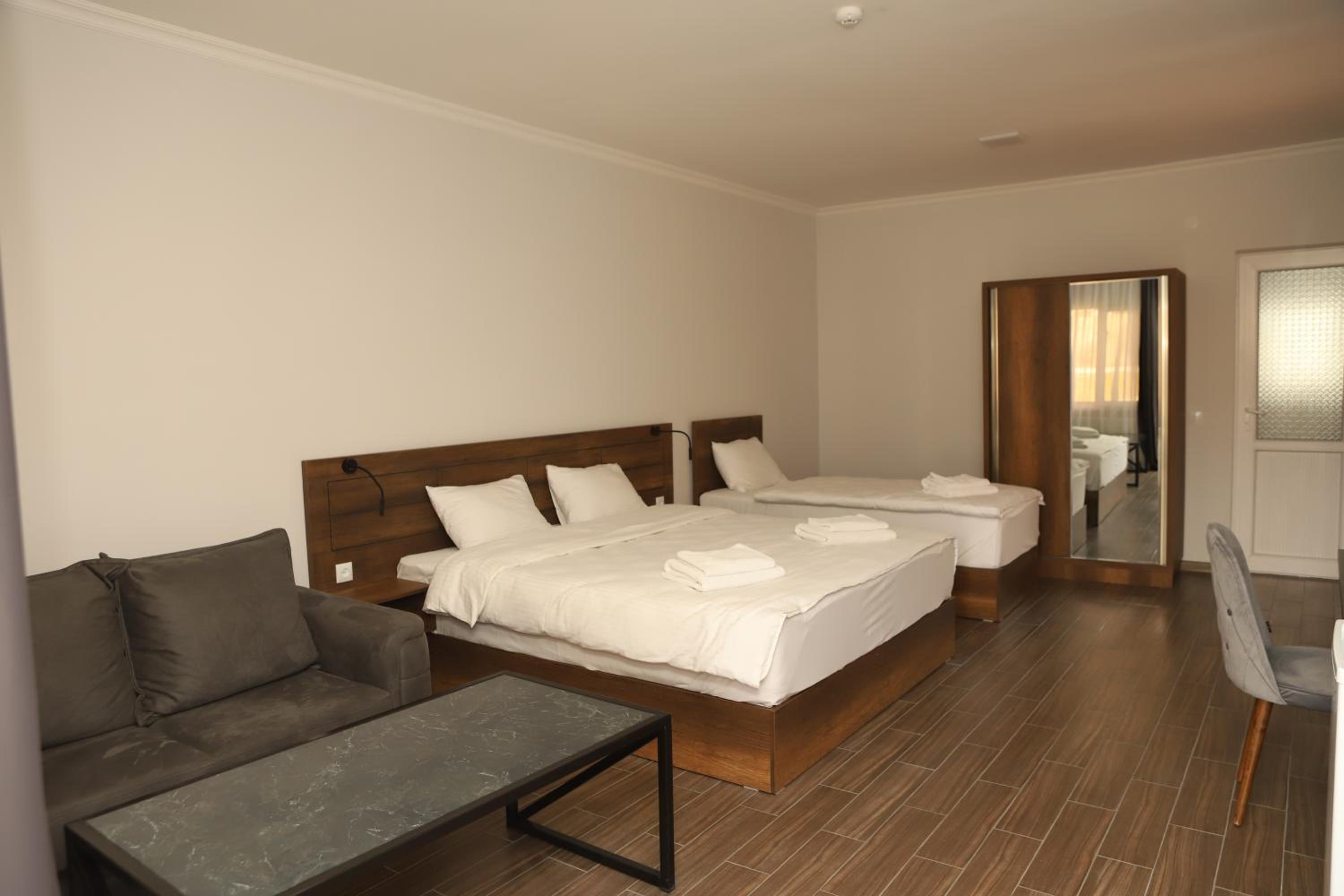 Basic Triple Room