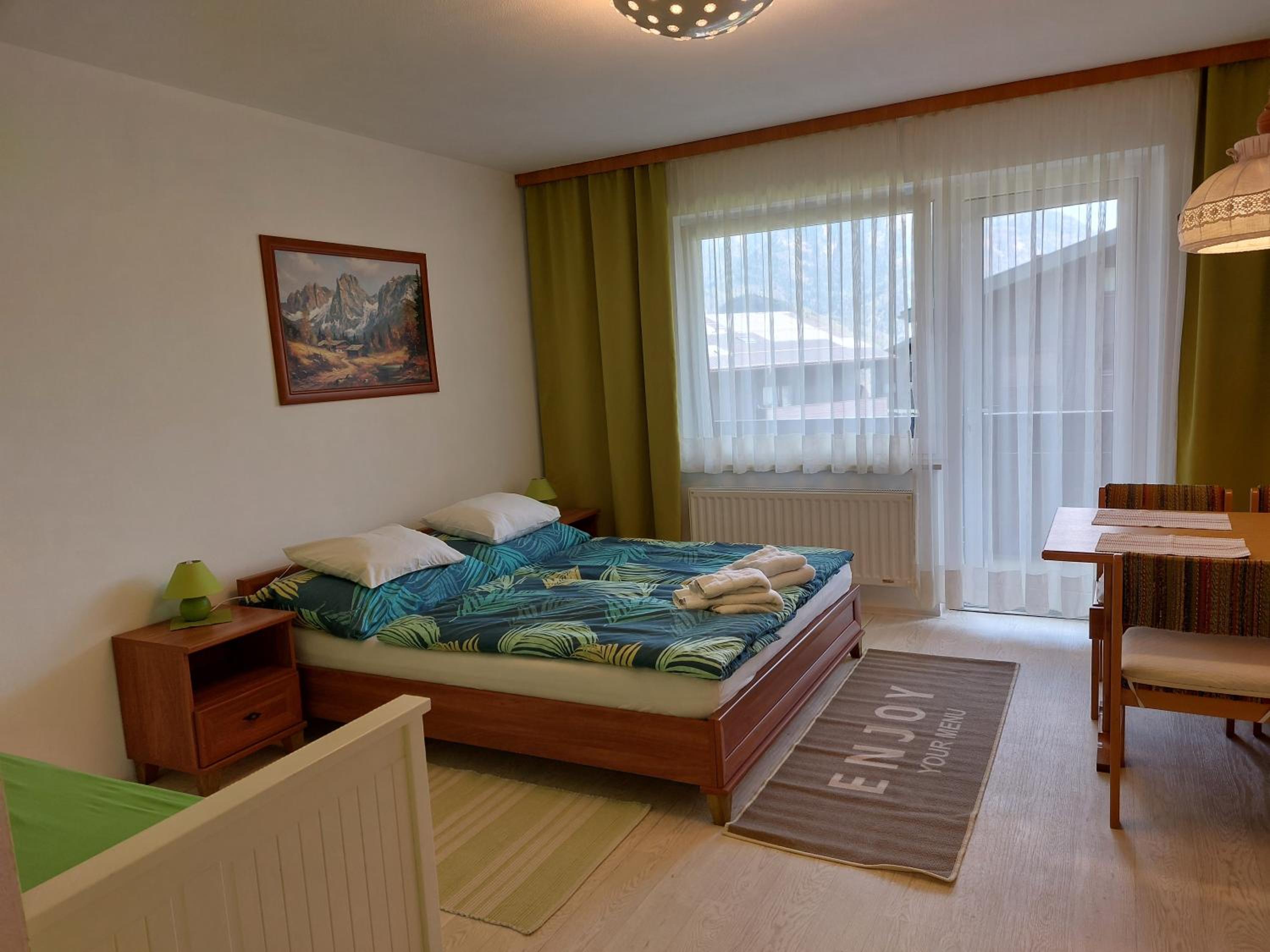 Apartment with Mountain View photo 1
