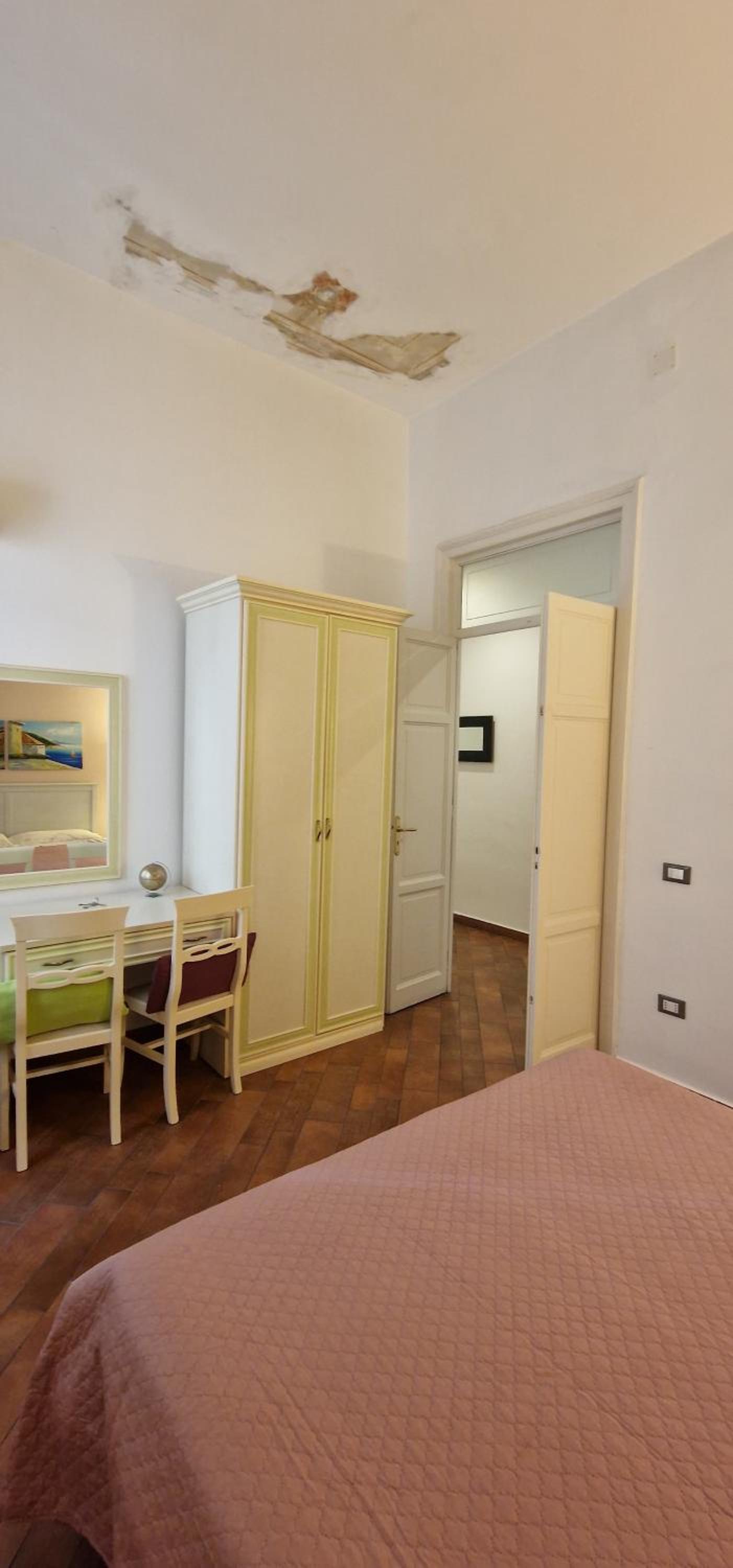 Double Room - Photo 2