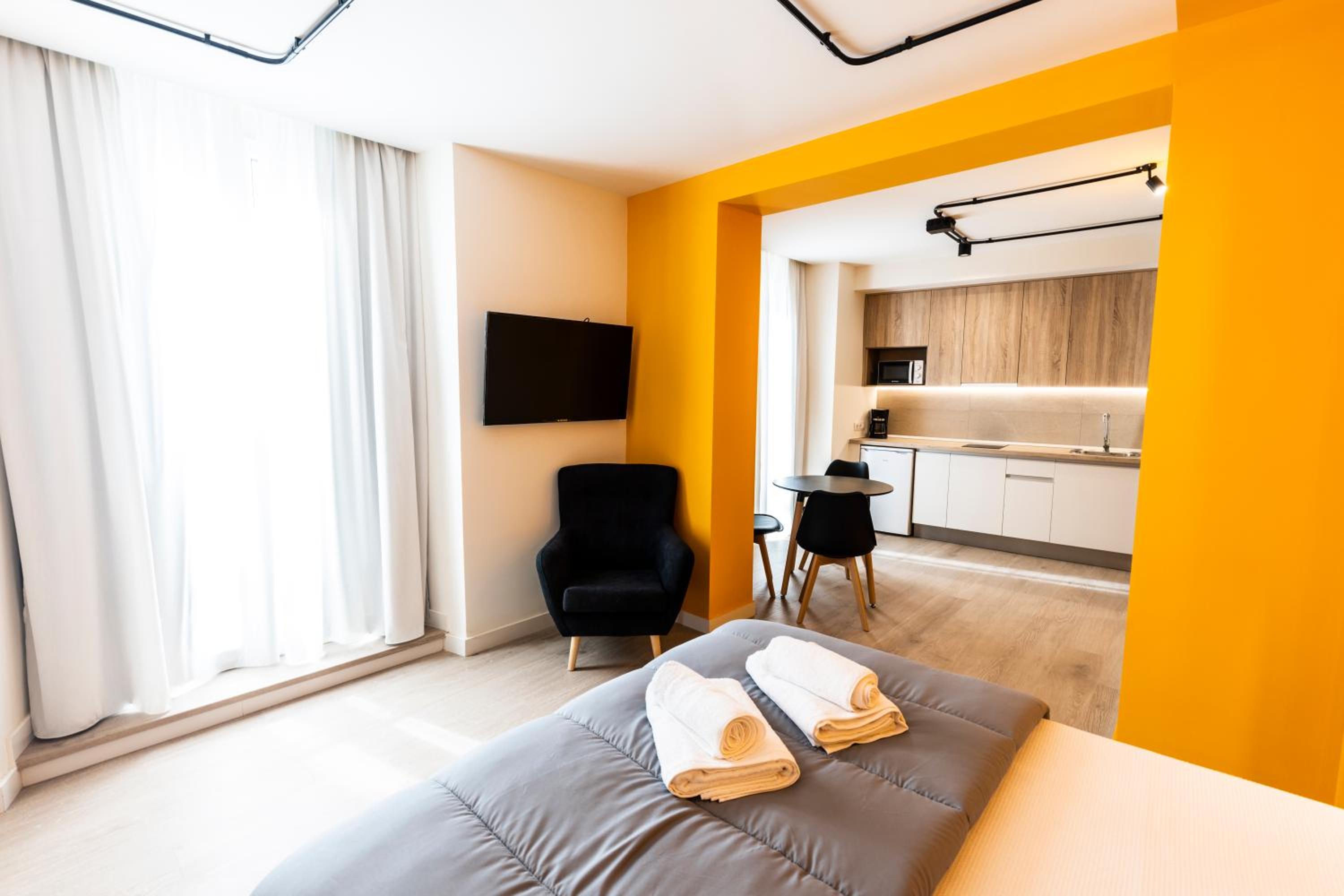 Apartamento con Balcón