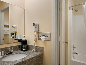 King Room - Non-Smoking - Photo 2