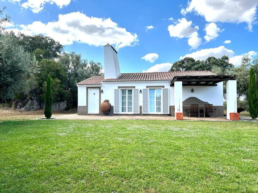 Villa photo 3