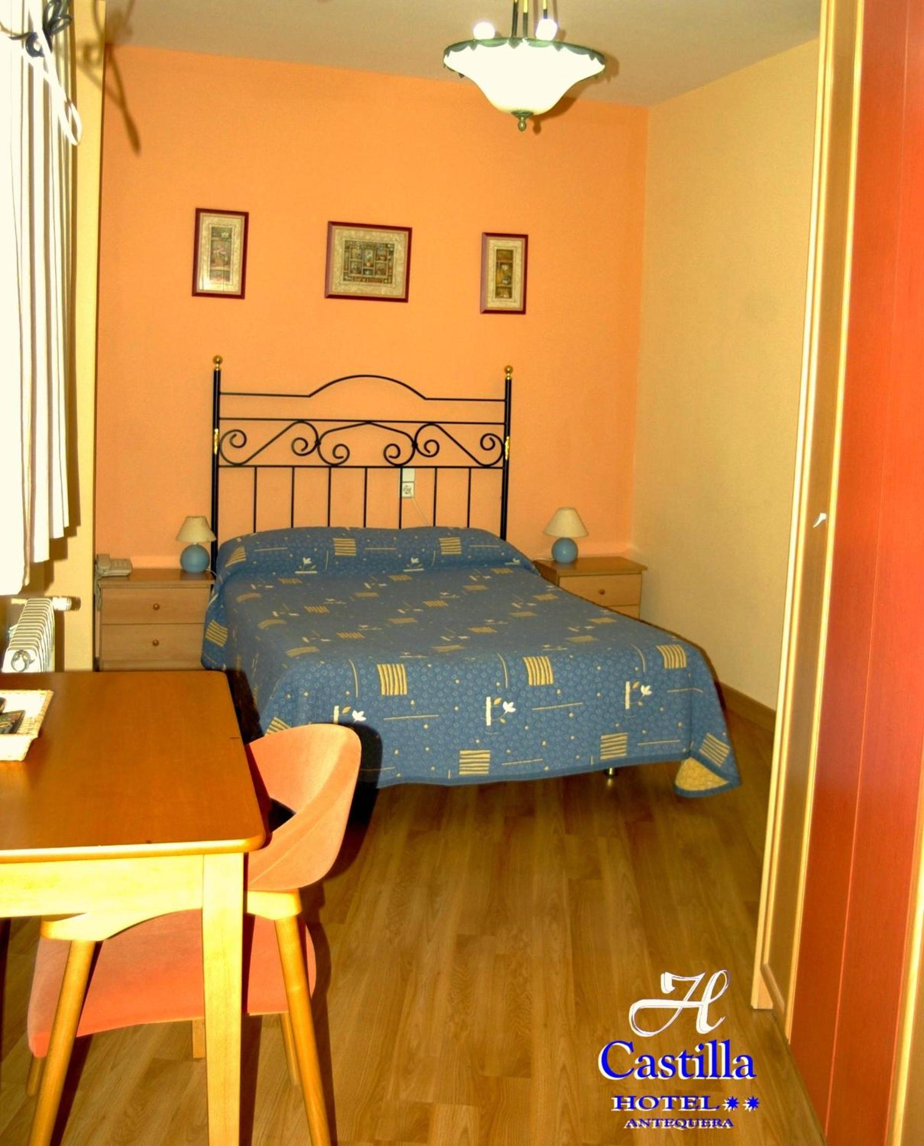 Single Room photo 2