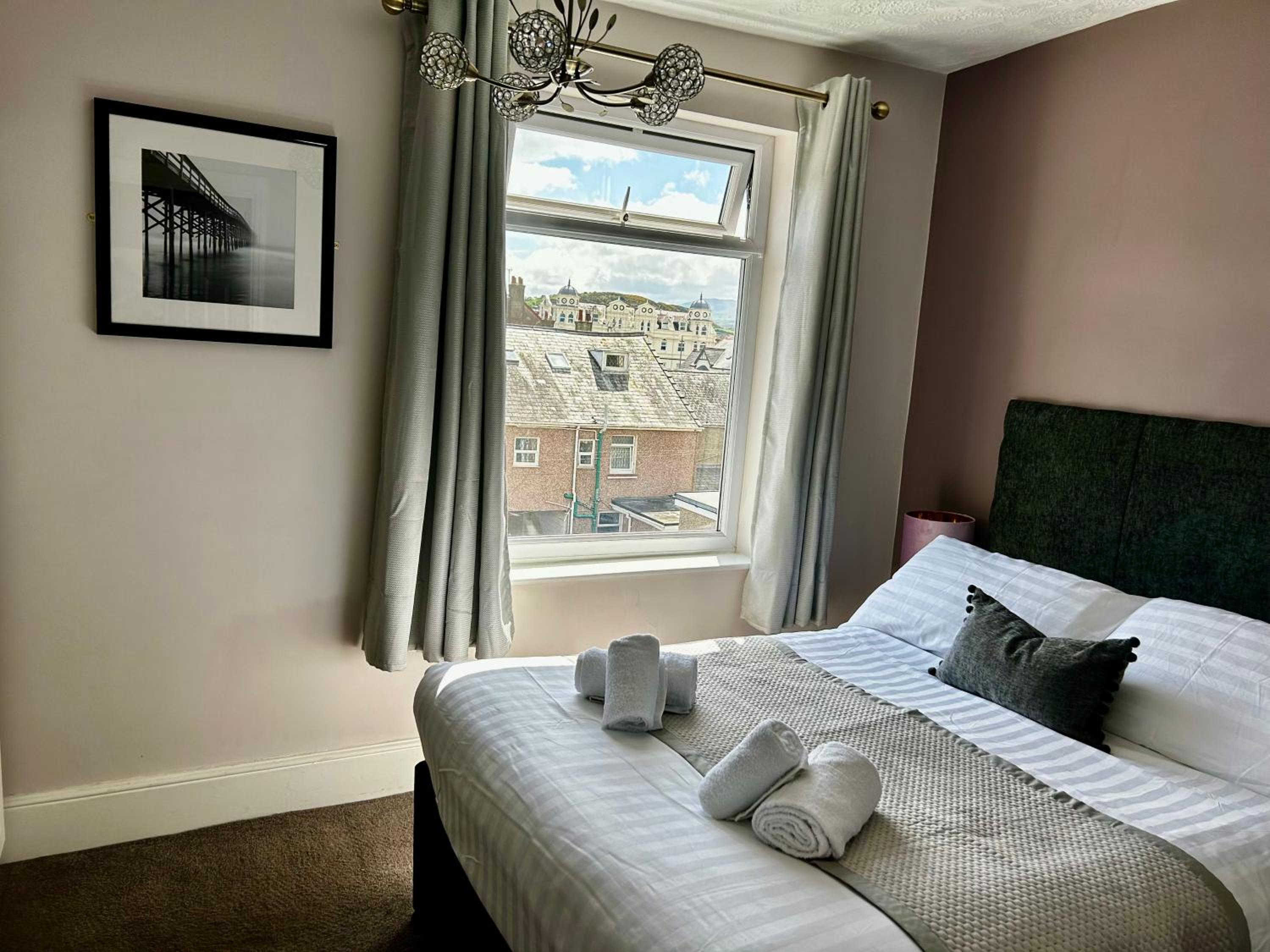 Standard Double Room with Mountain View photo 1