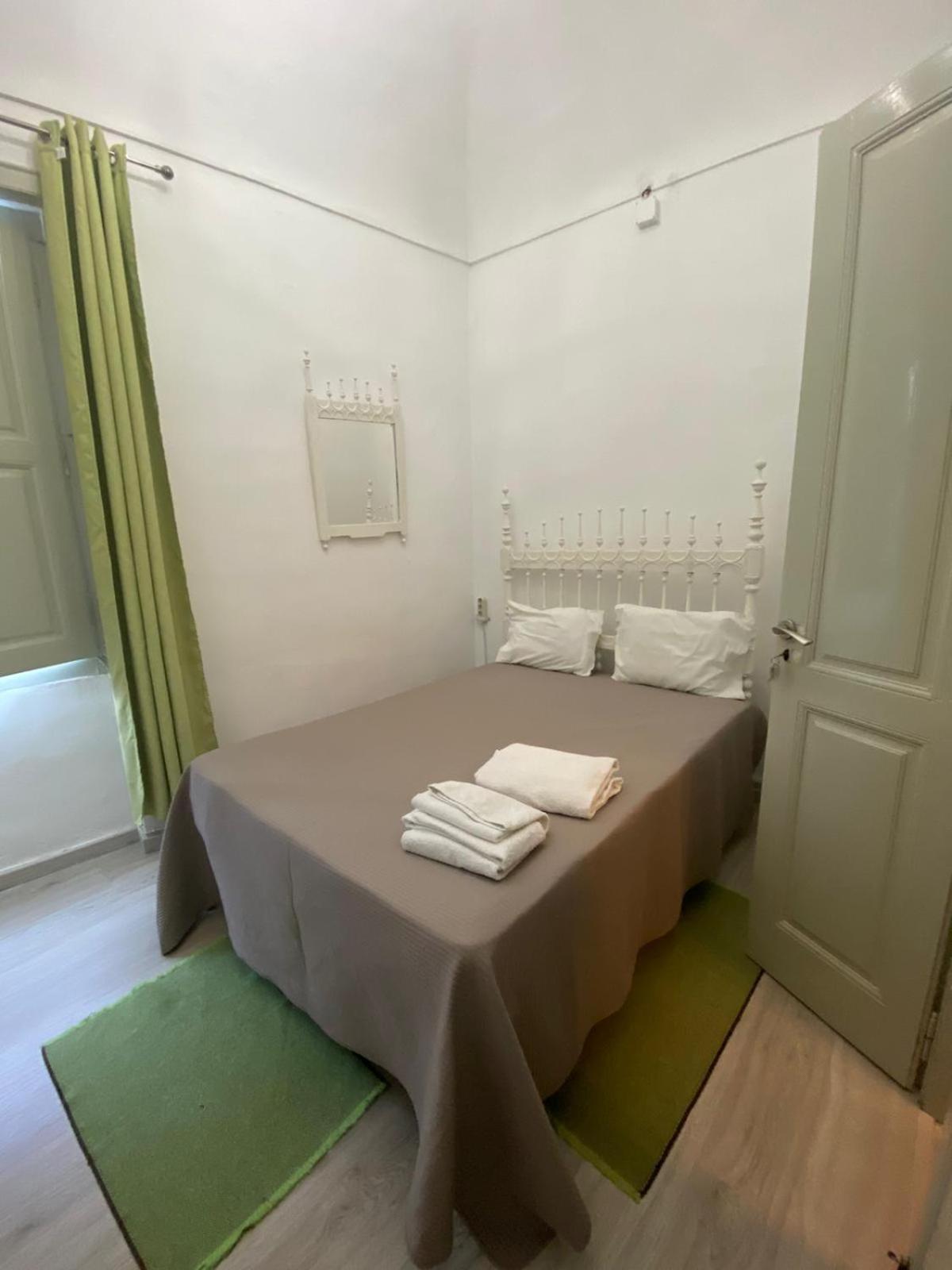 Double Room - Photo 3