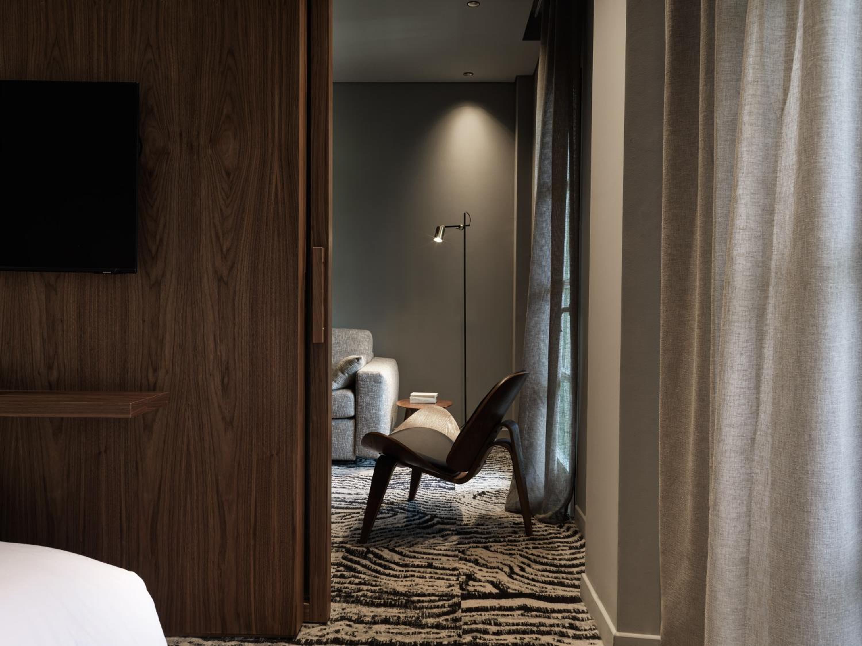 Deluxe Suite with Garden View