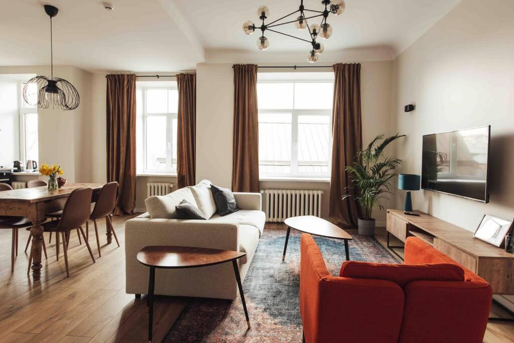 One-Bedroom Apartment photo 3
