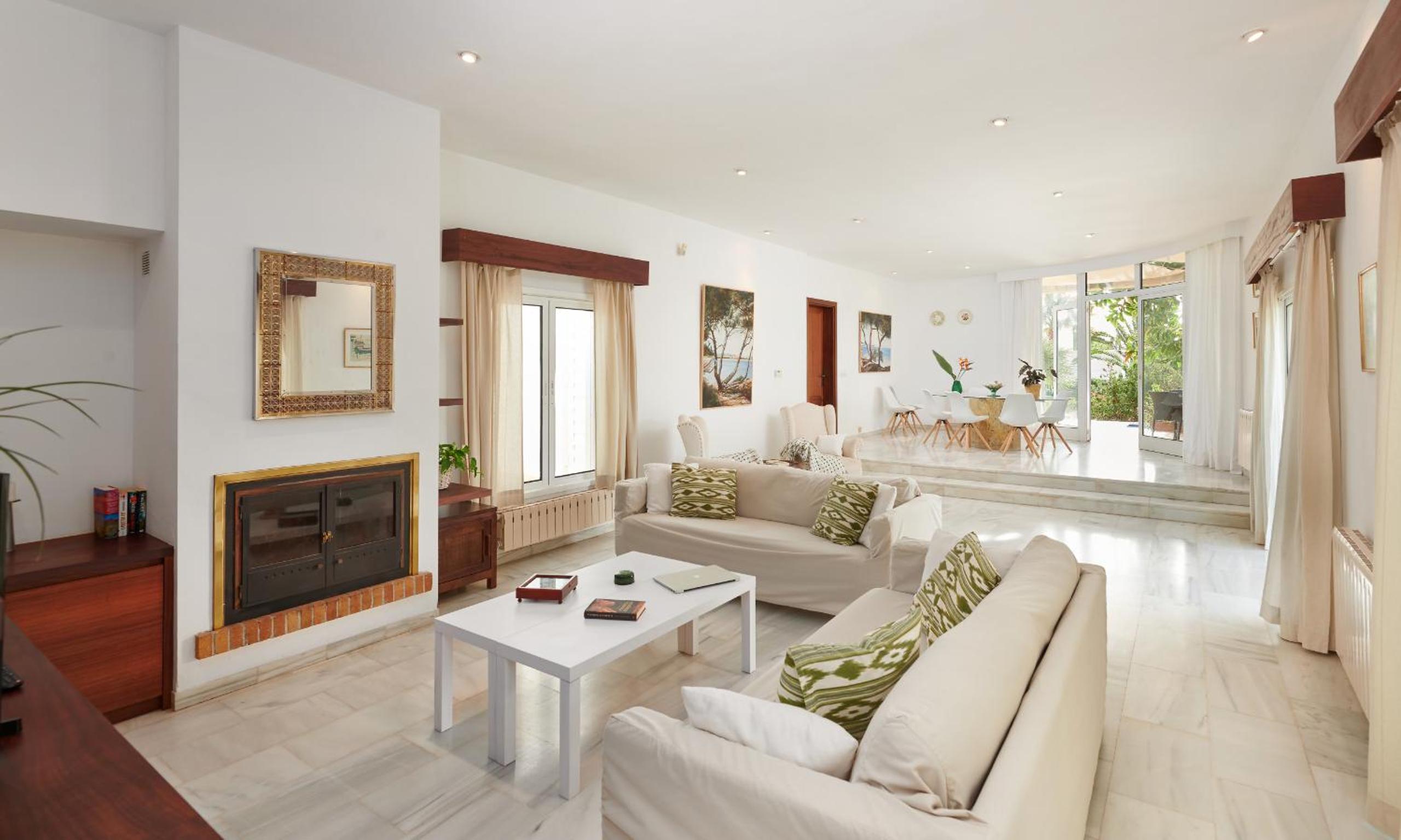 Casa de cuatro habitaciones