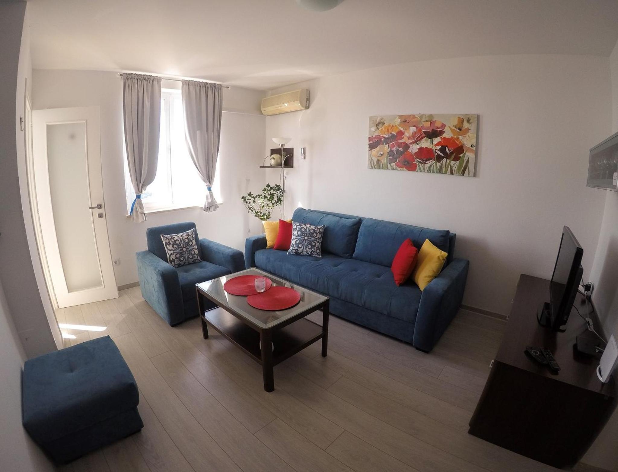 One Bedroom Apartment with Sea View
