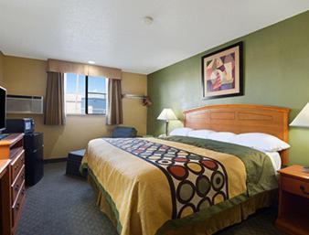 King Room - Non-Smoking - Photo 1
