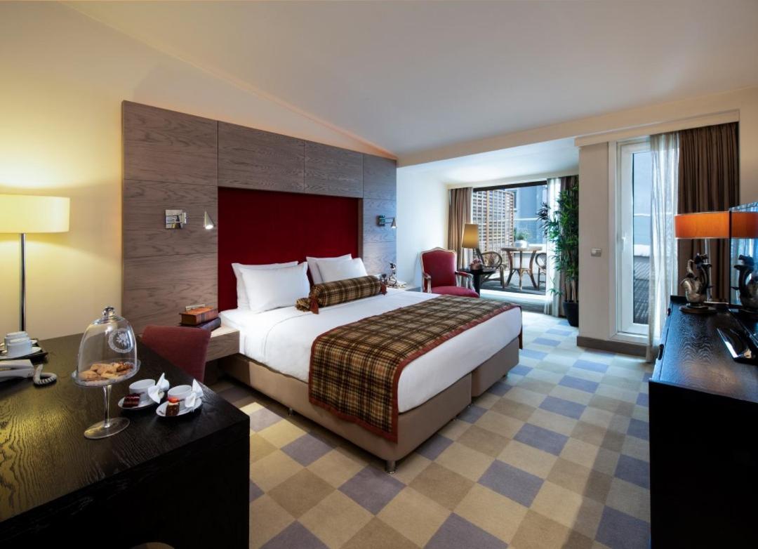 Superior Double Room with Balcony photo 1