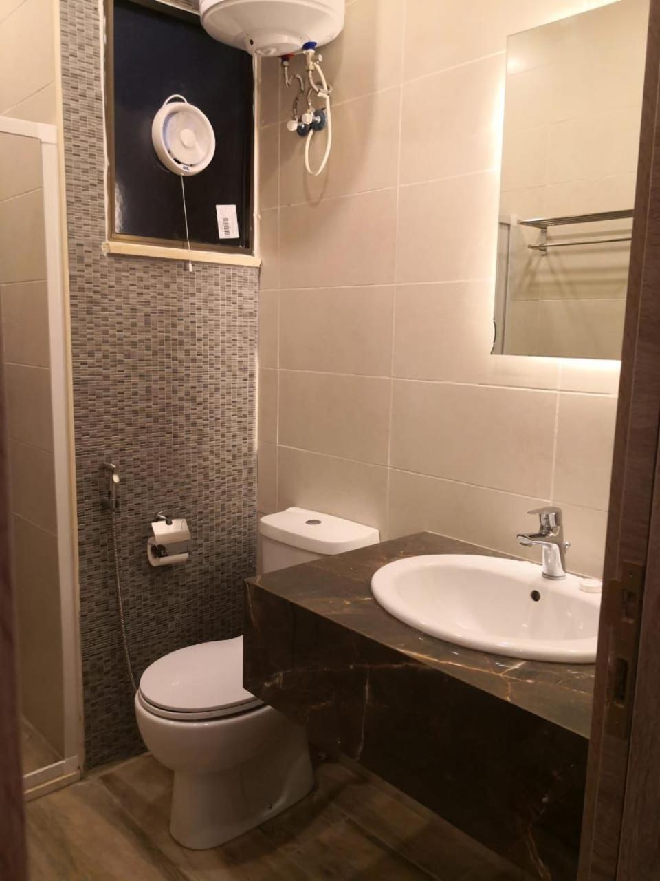 Deluxe Family Suite photo 3