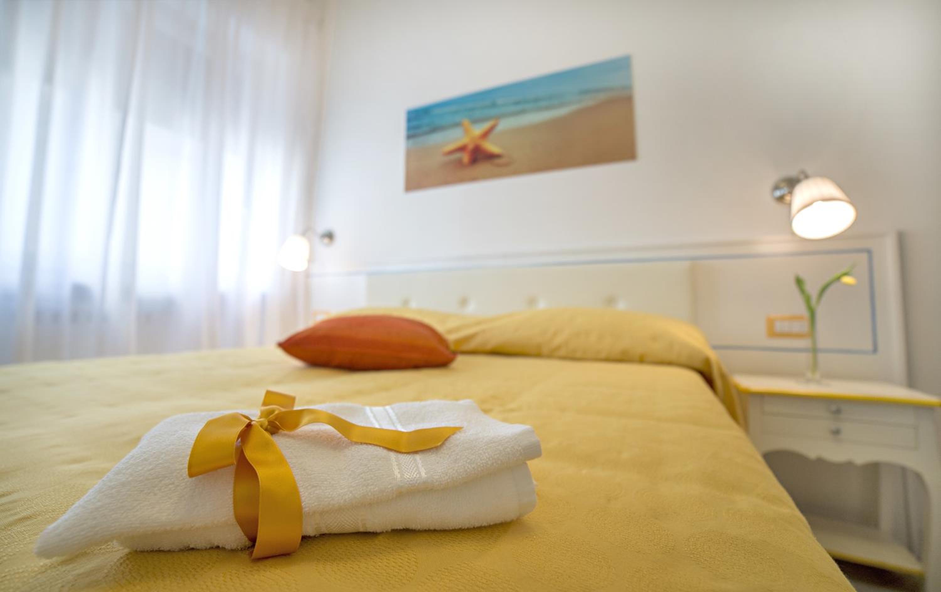Double Room - Photo 3