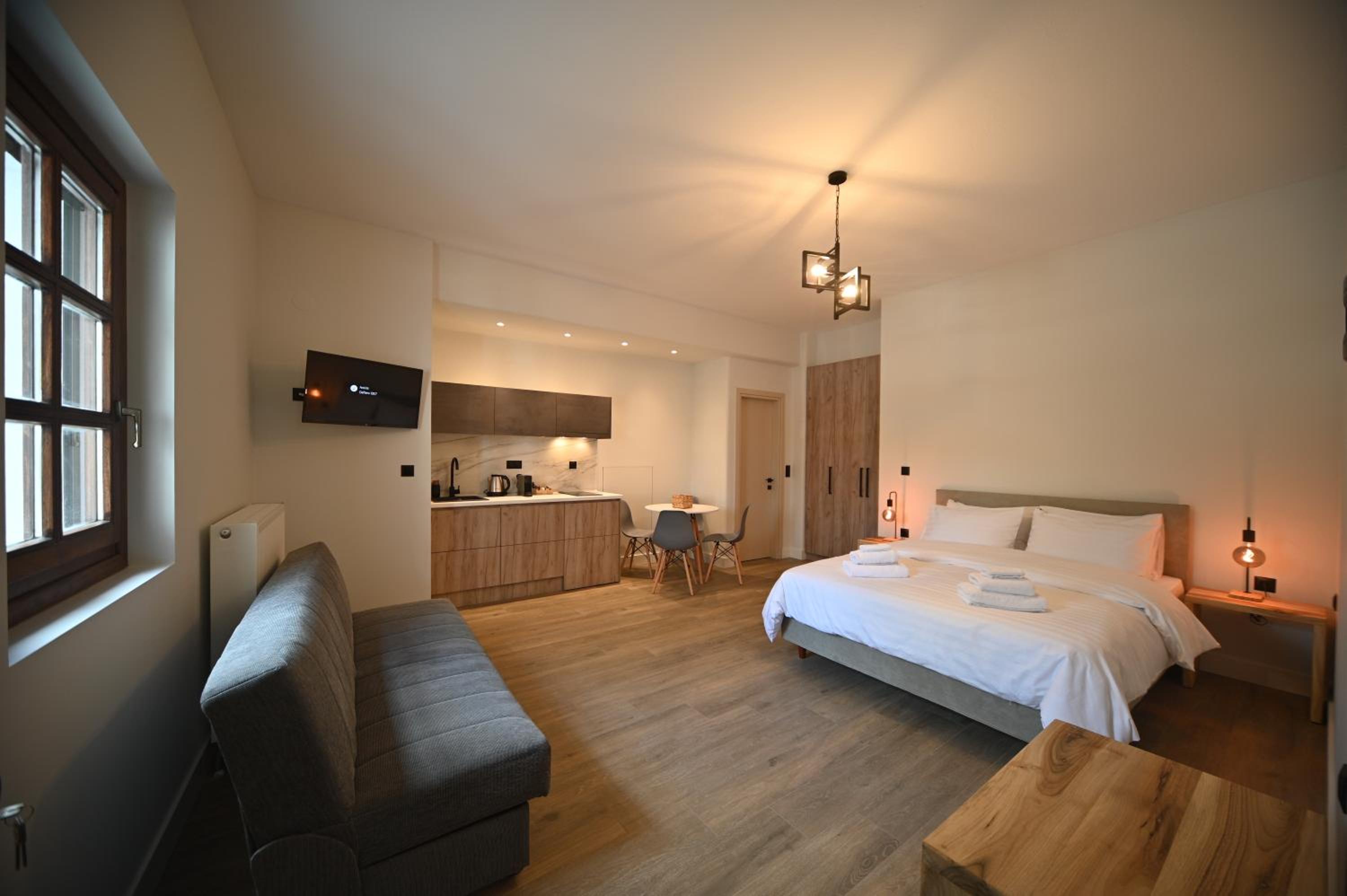 Double Room with Lake View