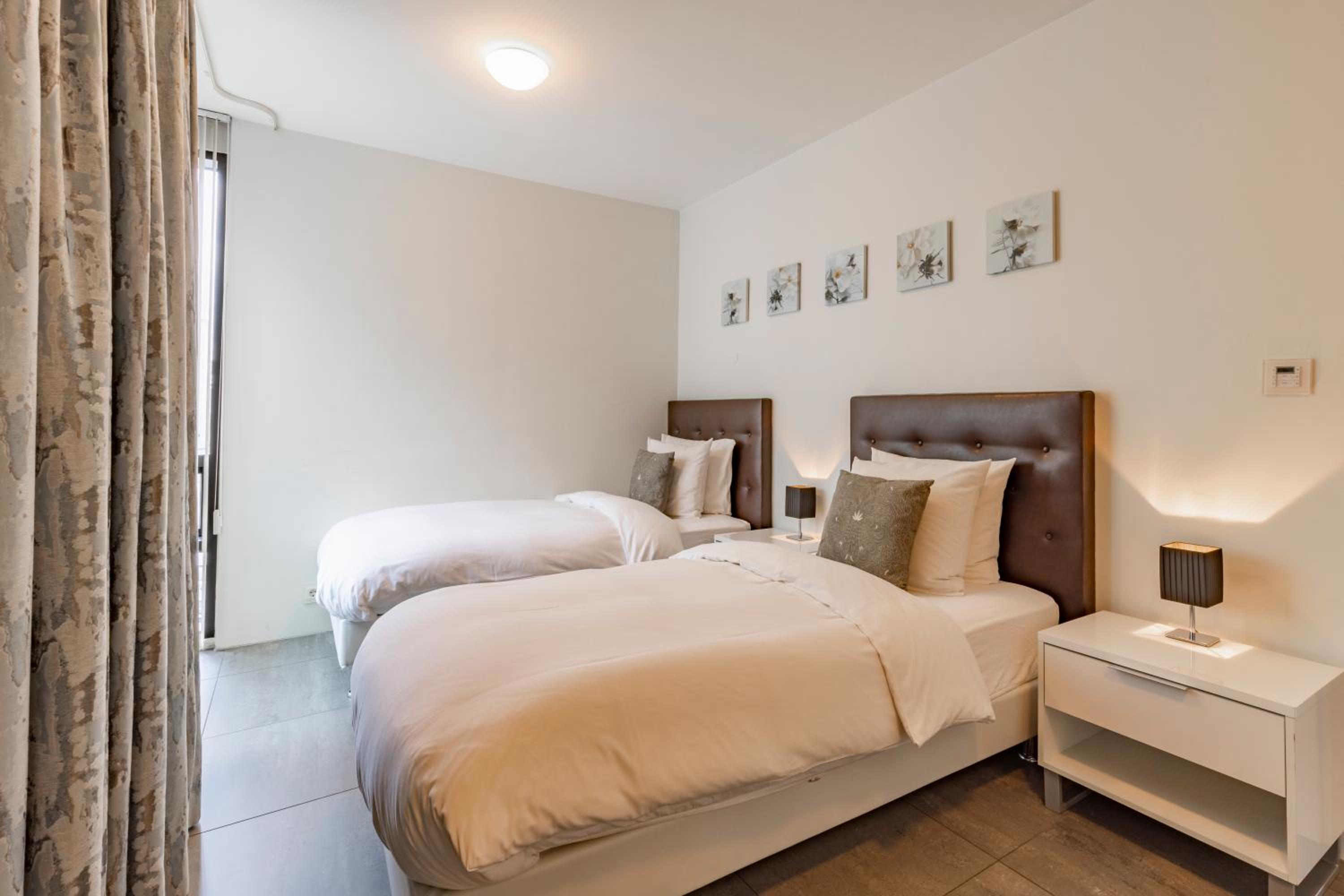 Two-Bedroom Suite with Balcony photo 2