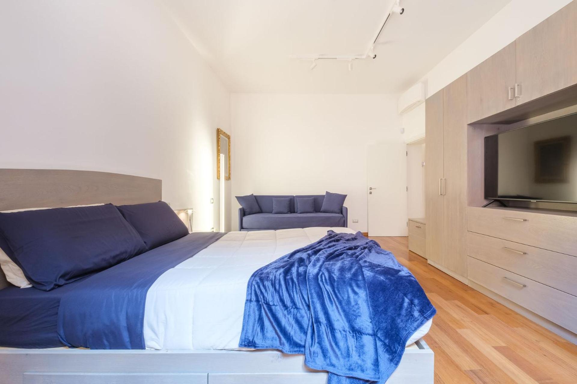 Suite with Balcony - Photo 19