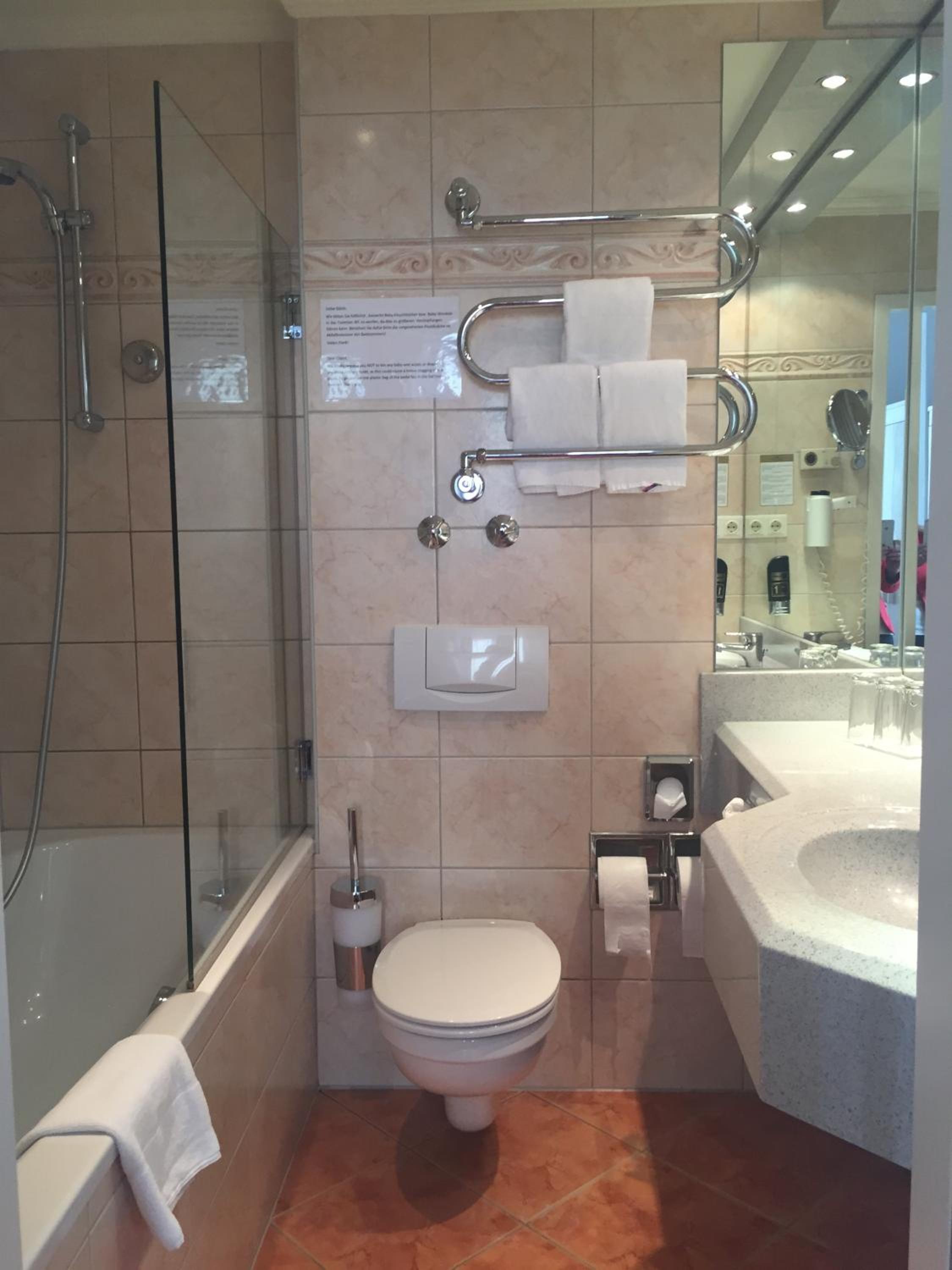 Single Room photo 2