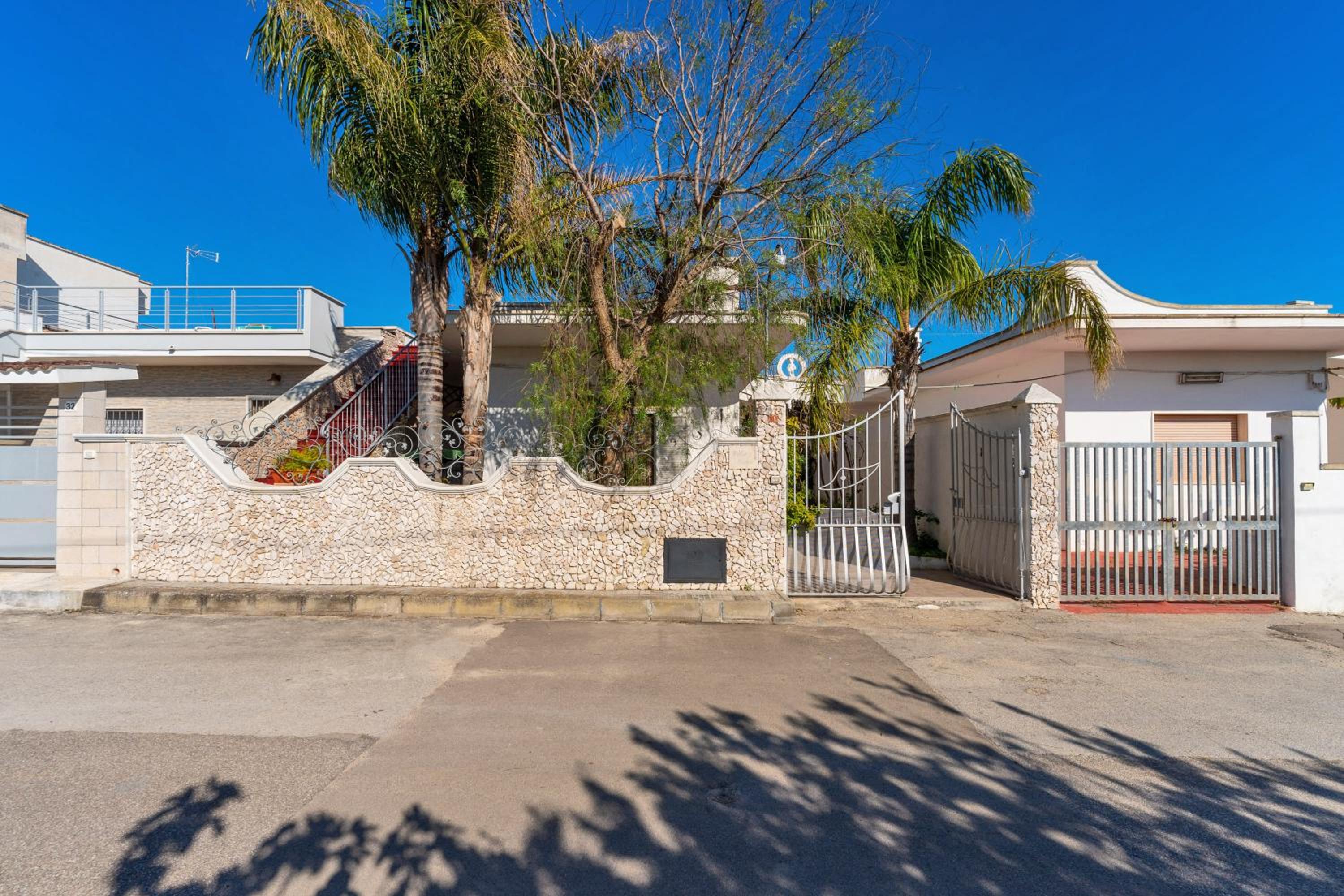 Villa with Sea View photo 2
