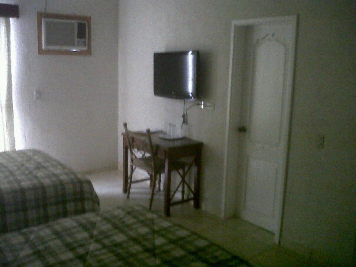 Double Room with Two Double Beds photo 2
