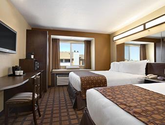 Queen Room with Two Queen Beds - Non-Smoking