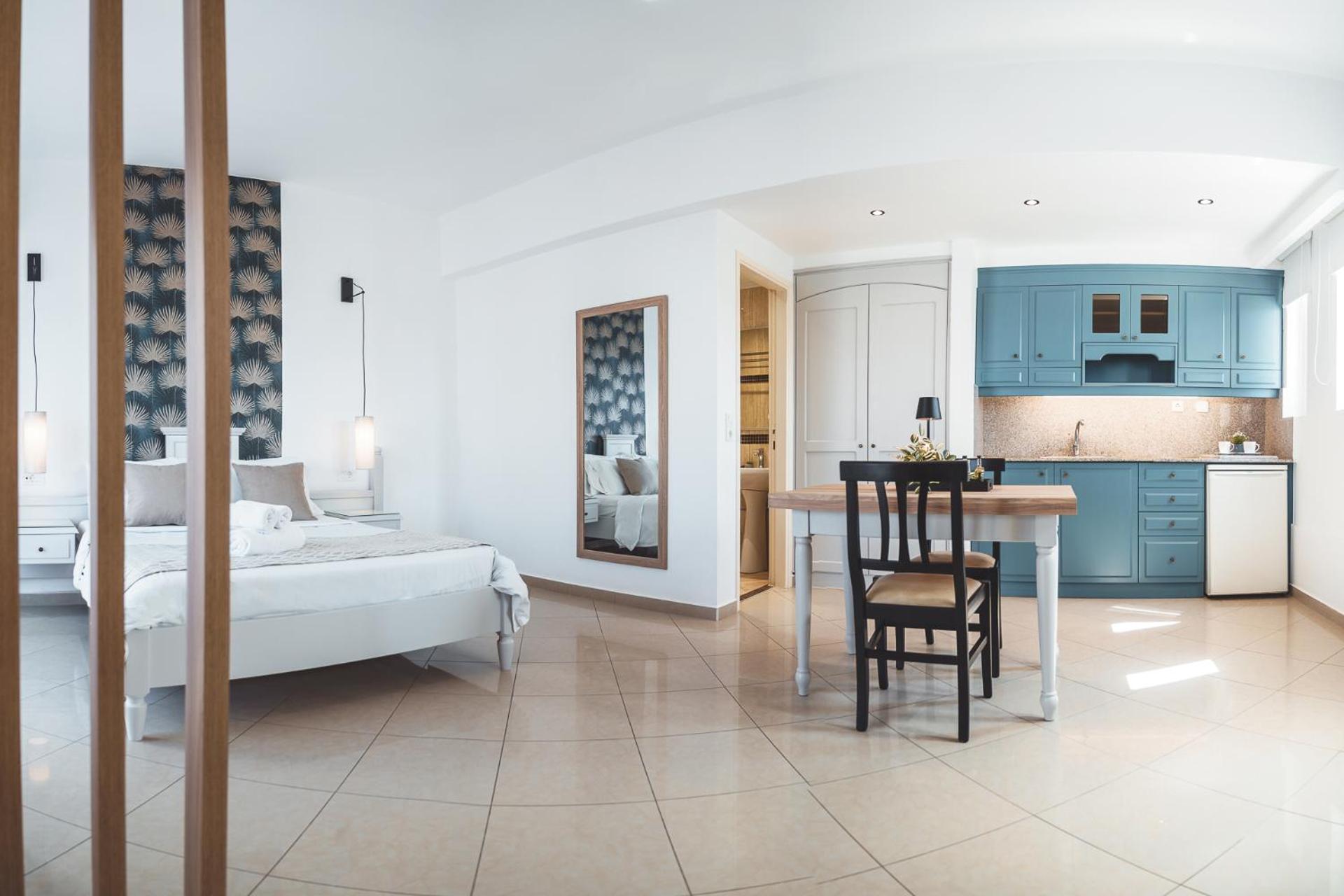 Superior Double Room - Photo 1