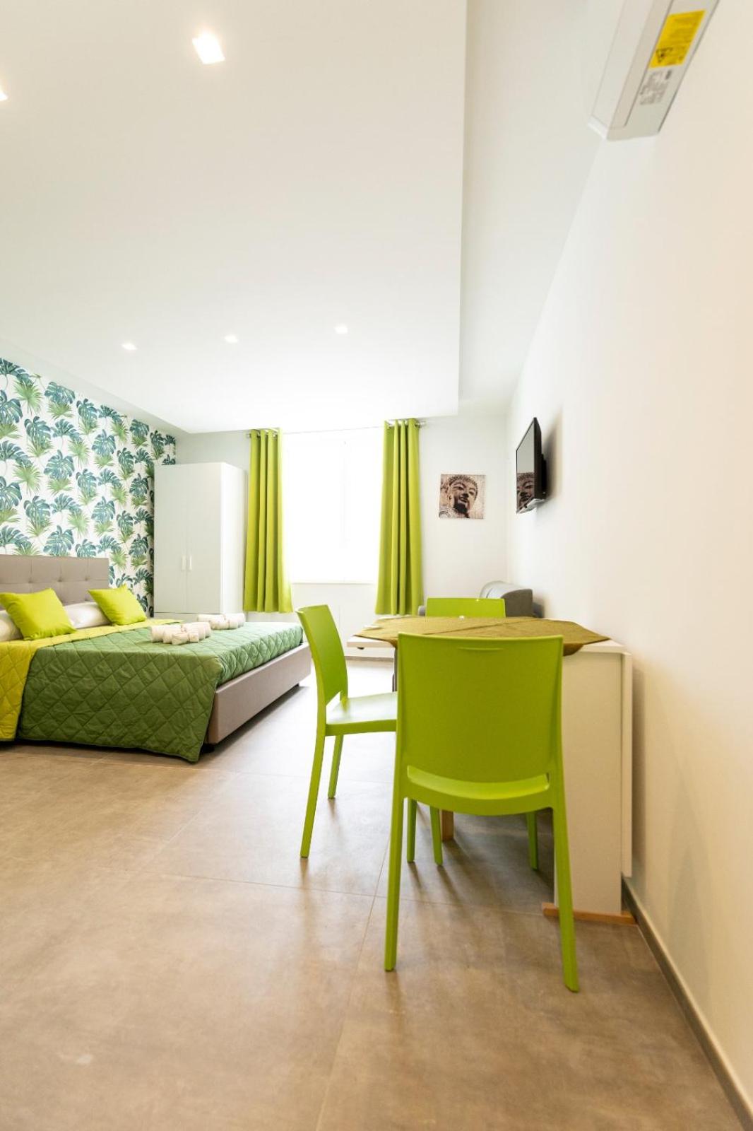 Double Room with Private Bathroom photo 2