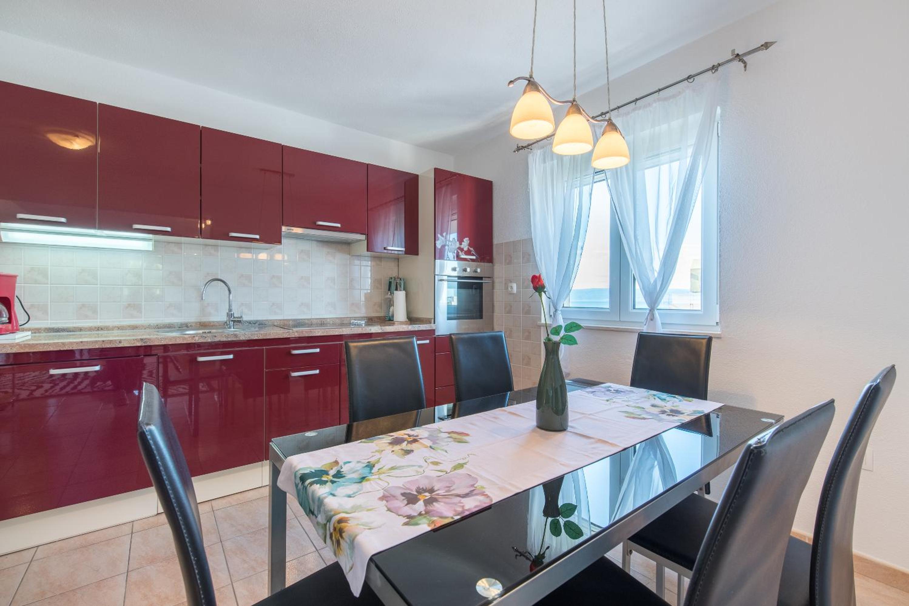 Apartment with Sea View - Photo 32