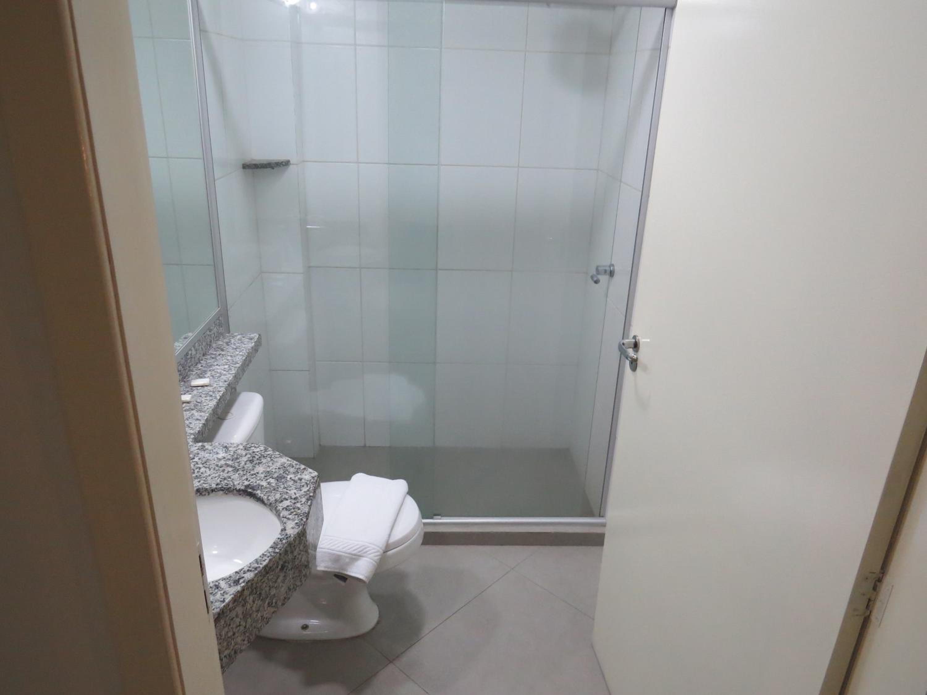 Deluxe Twin Room photo 3