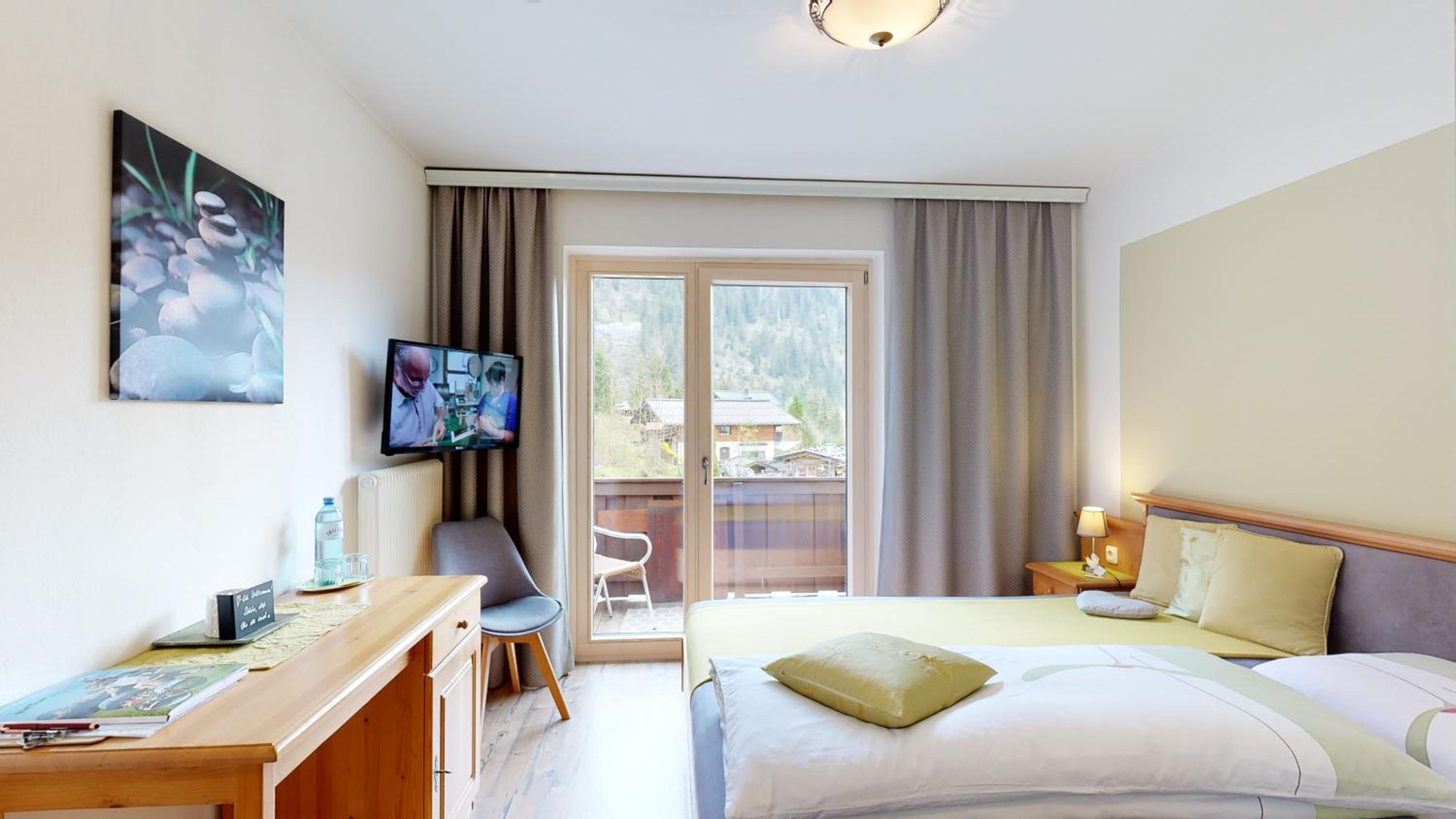 Double Room with Balcony photo 1
